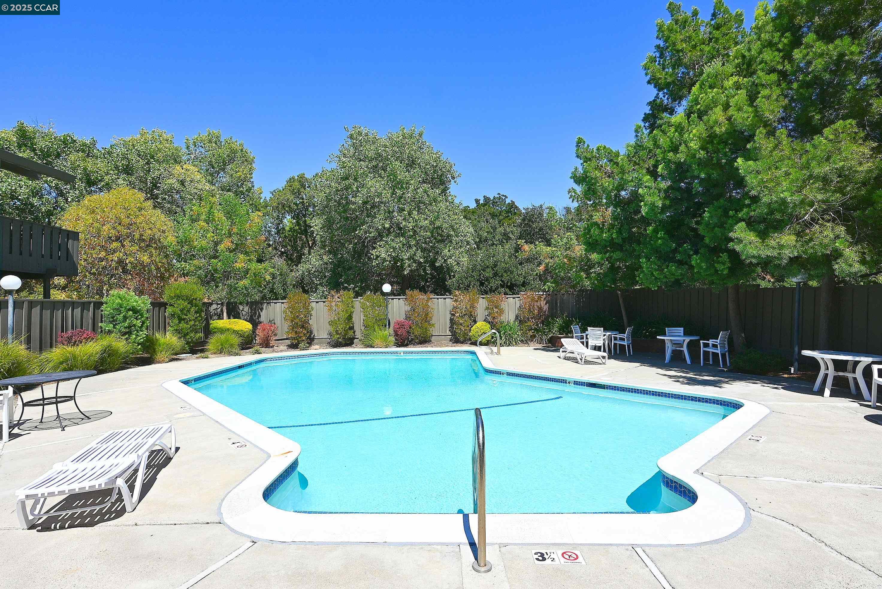Photo #33: 41107644 Listing: Photo #33