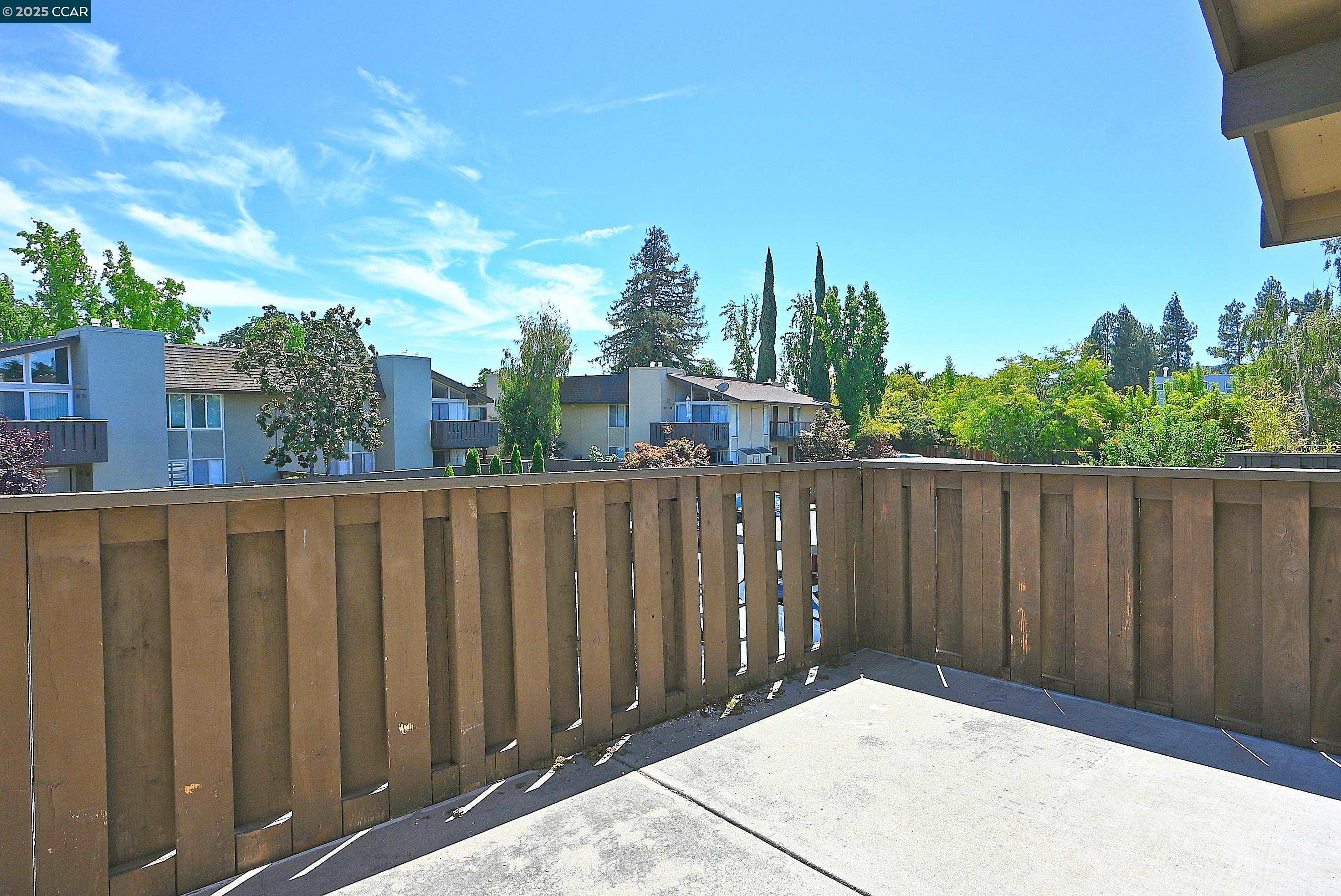 Photo #8: 41107644 Listing: Photo #8