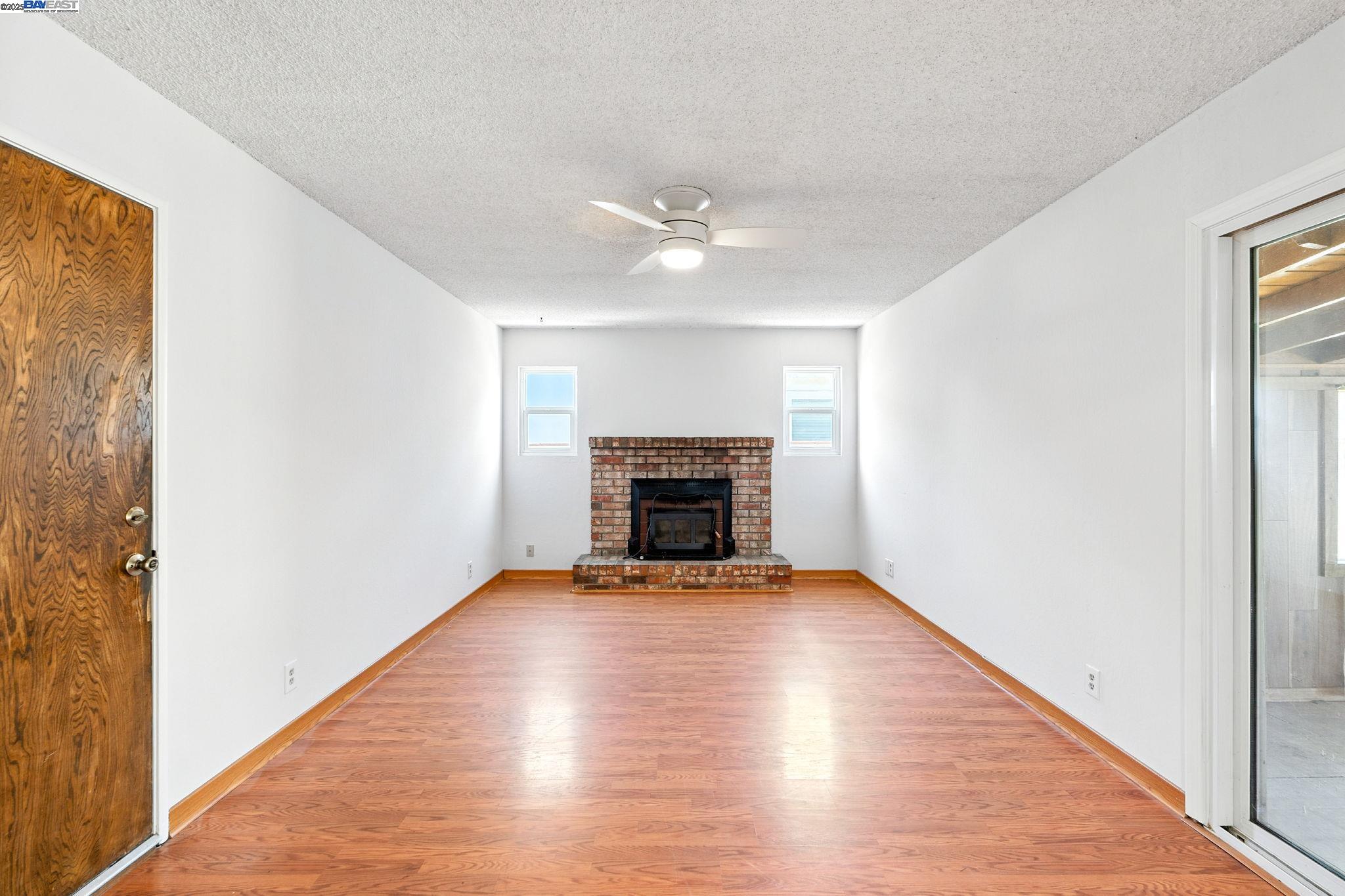 Detail Gallery Image 11 of 27 For 165 Curtis Dr, Brentwood,  CA 94513 - 3 Beds | 2 Baths