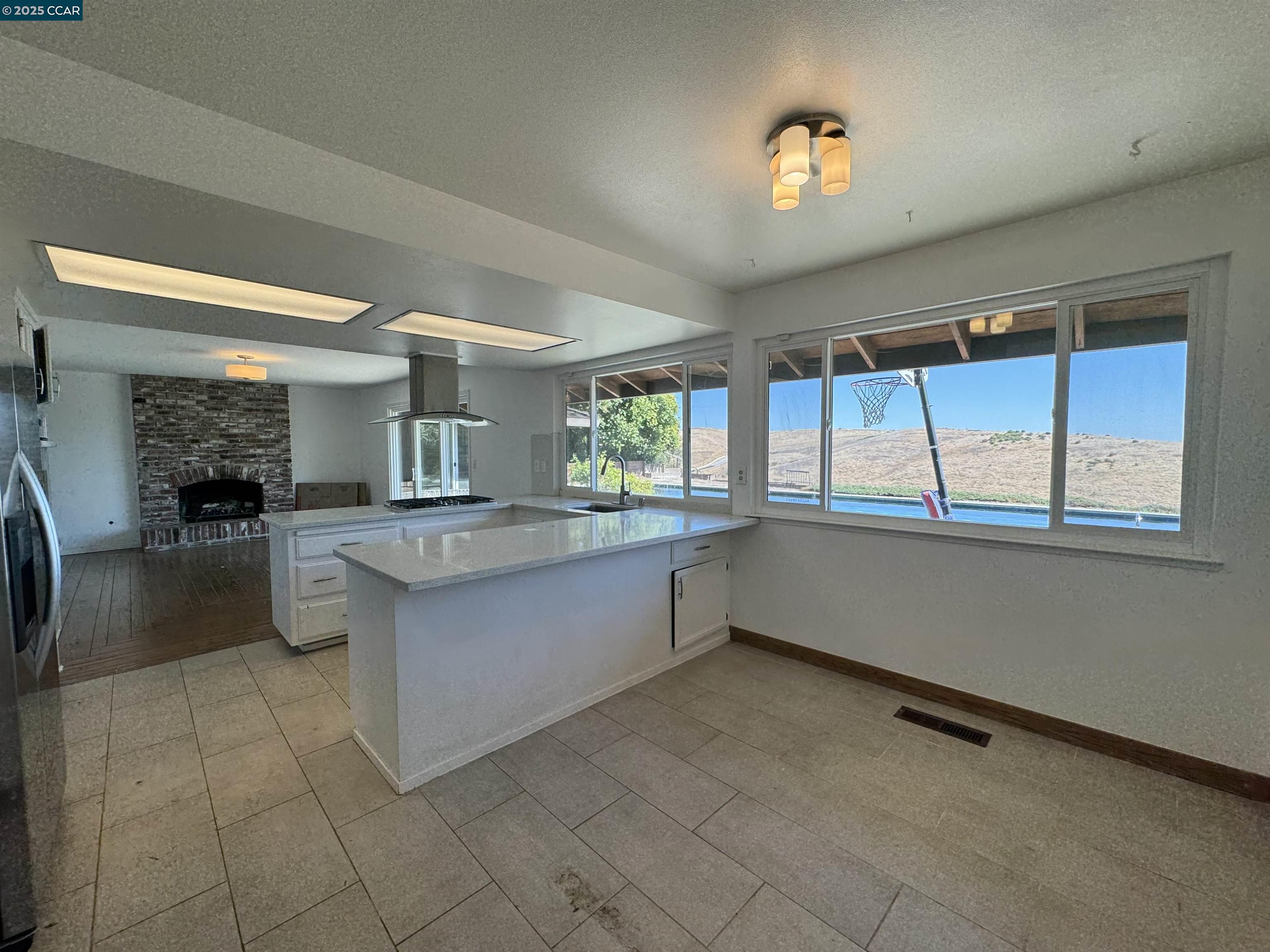 Detail Gallery Image 6 of 20 For 269 Birchwood Dr, Moraga,  CA 94556 - 4 Beds | 2 Baths