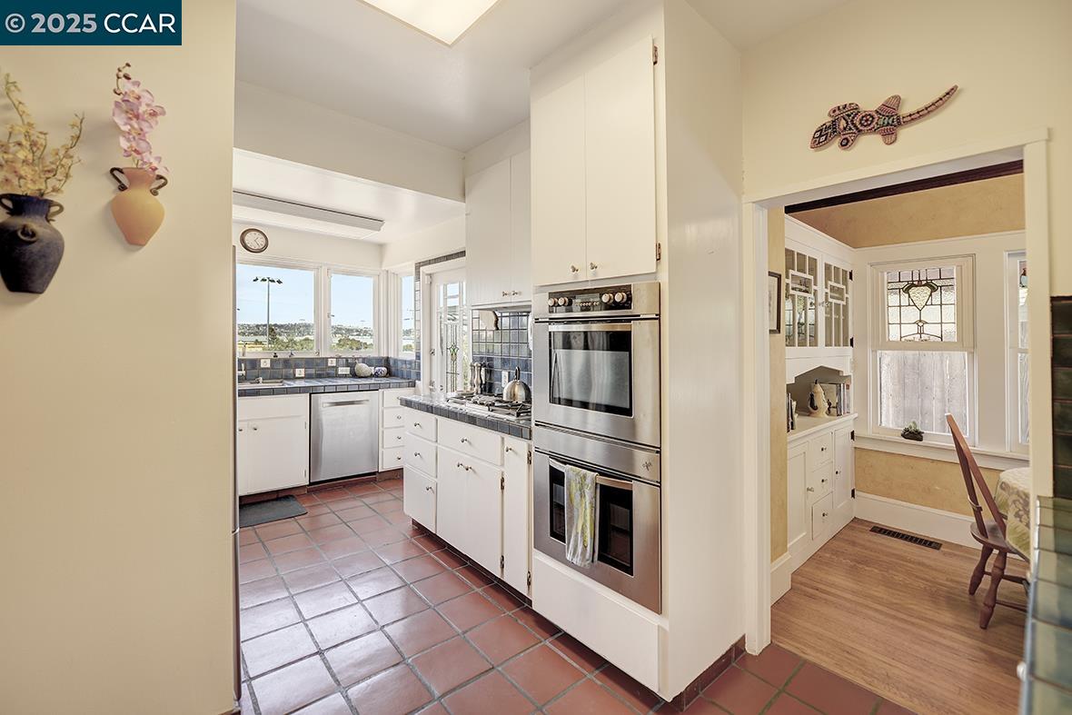Detail Gallery Image 15 of 57 For 1251 Escobar Street, Martinez,  CA 94553 - 3 Beds | 2 Baths