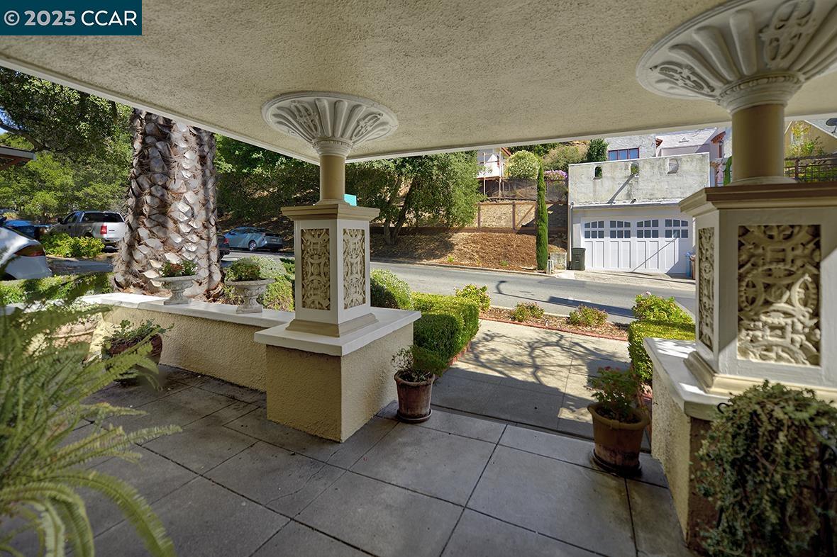 Detail Gallery Image 5 of 57 For 1251 Escobar Street, Martinez,  CA 94553 - 3 Beds | 2 Baths