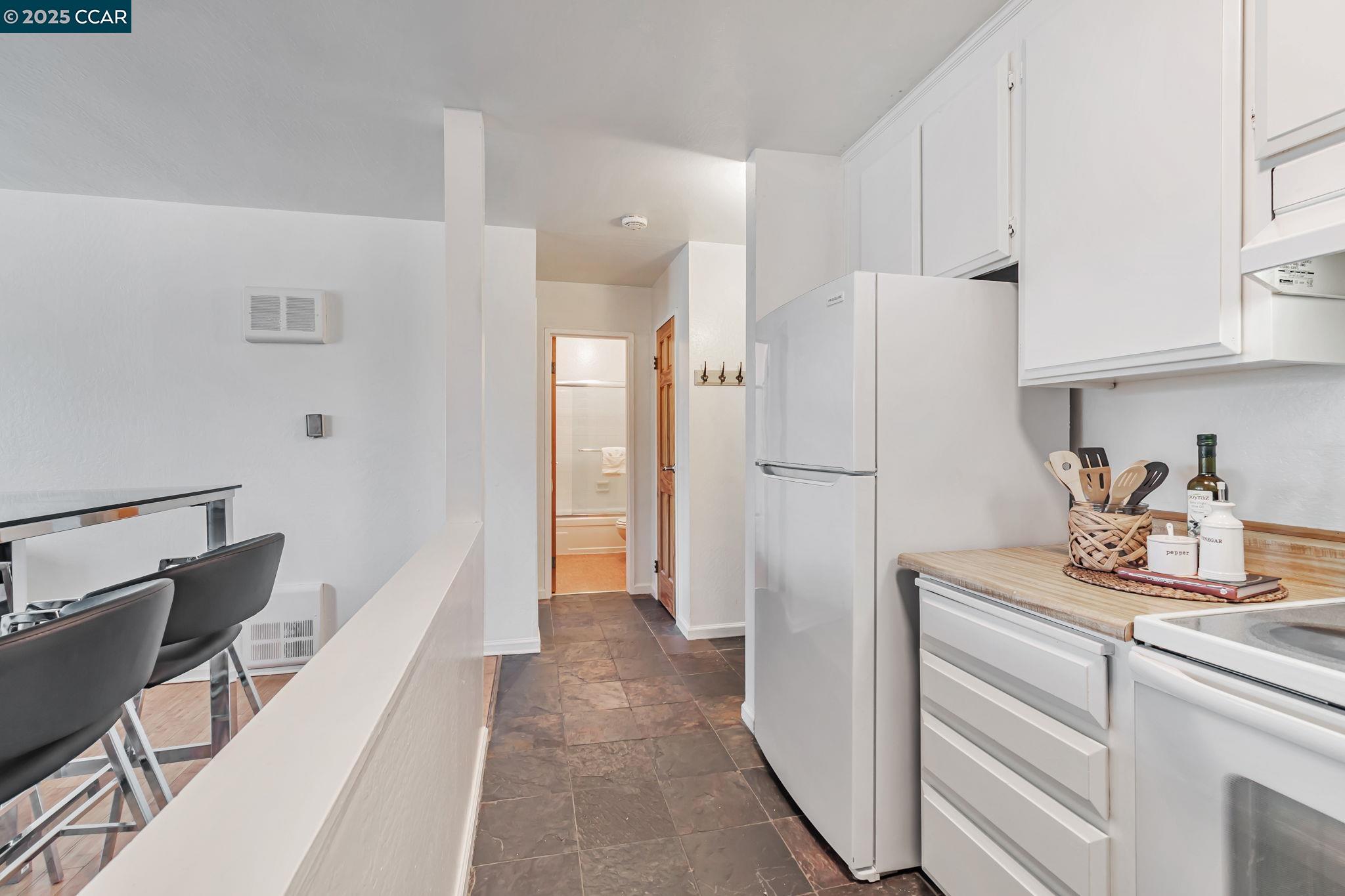 Photo #11: 41107653 Listing: Photo #11