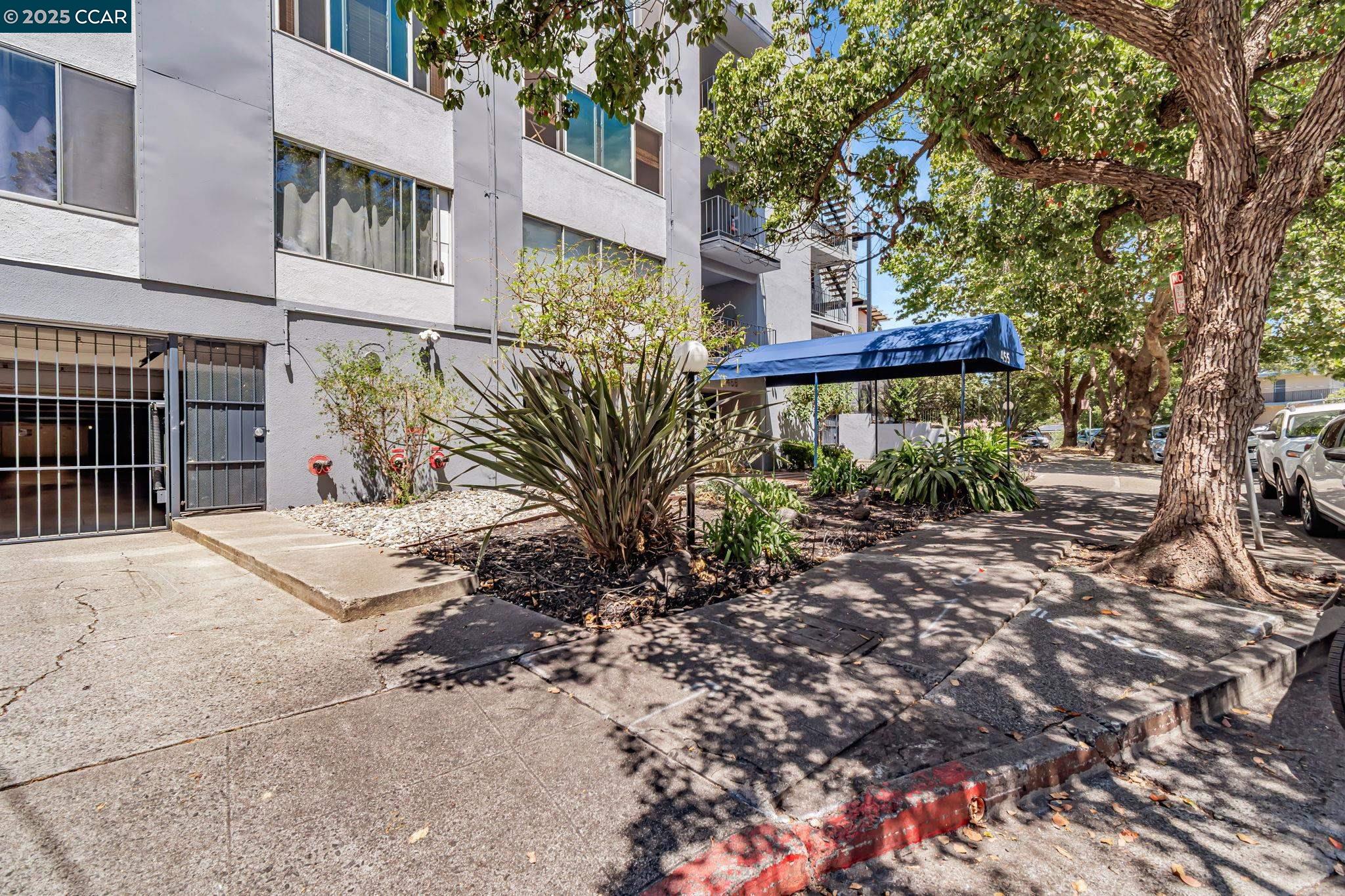 Photo #3: 41107653 Listing 