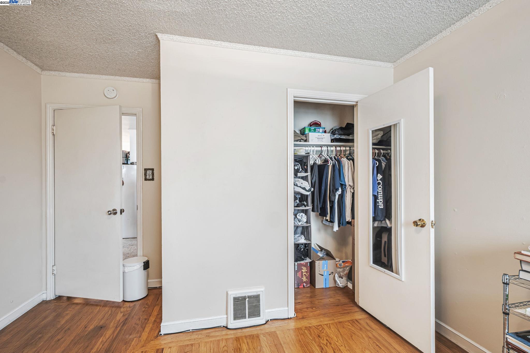 Detail Gallery Image 26 of 39 For 1942 Jennings Street, San Francisco,  CA 94124 - 3 Beds | 2 Baths