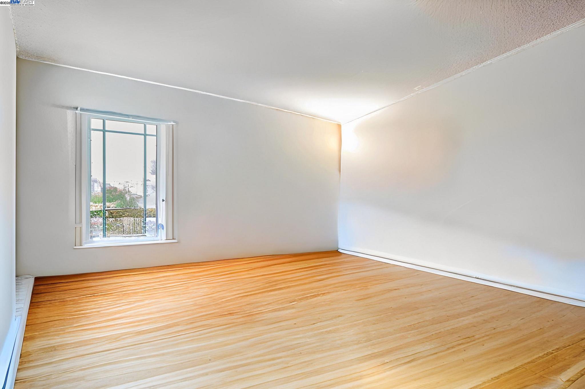 Detail Gallery Image 30 of 39 For 1942 Jennings Street, San Francisco,  CA 94124 - 3 Beds | 2 Baths