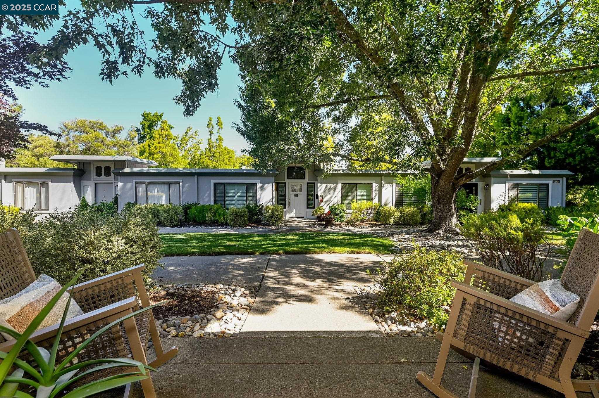 Photo #3: 41107660 Listing 
