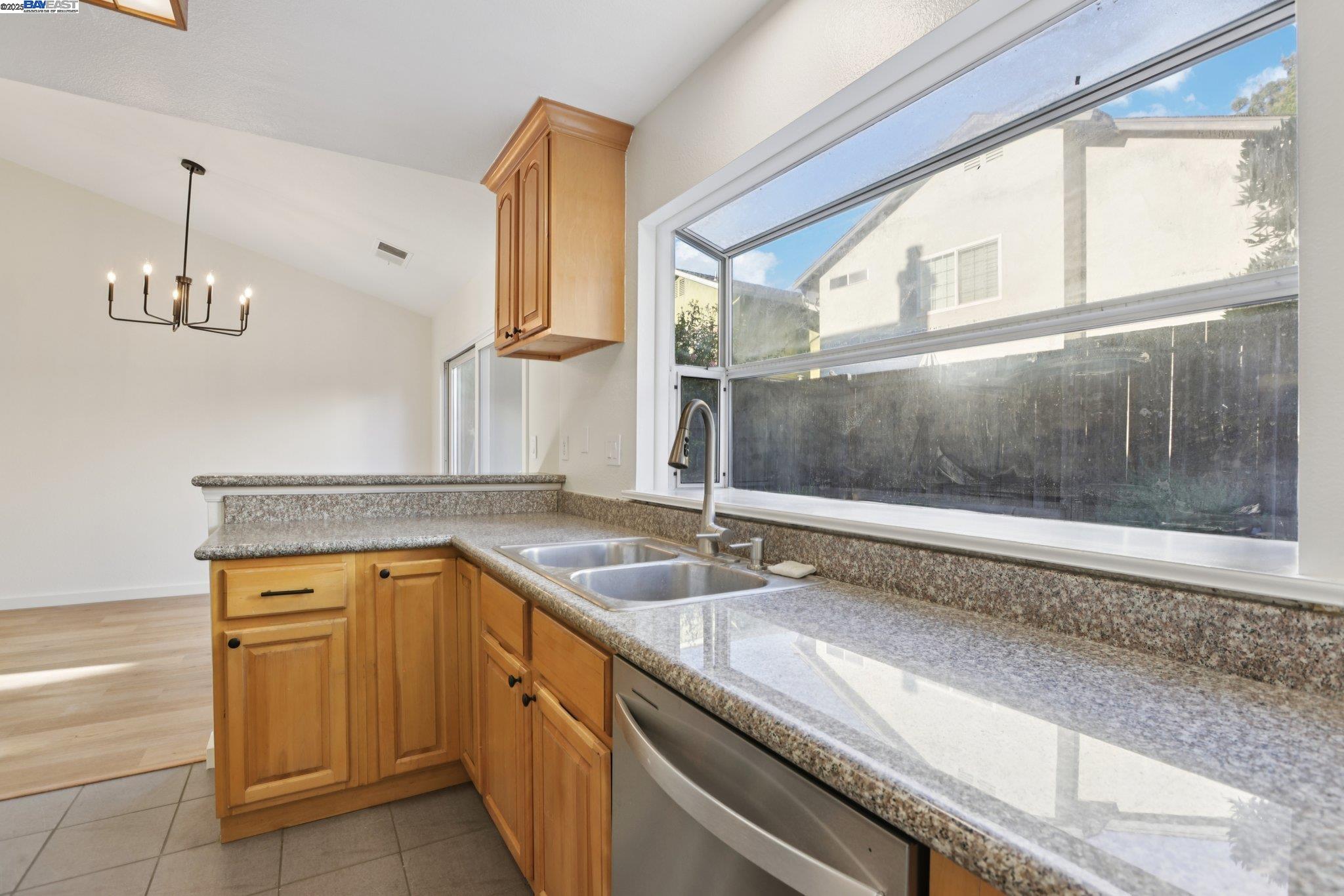 Photo #21: 41107662 Listing: Photo #21