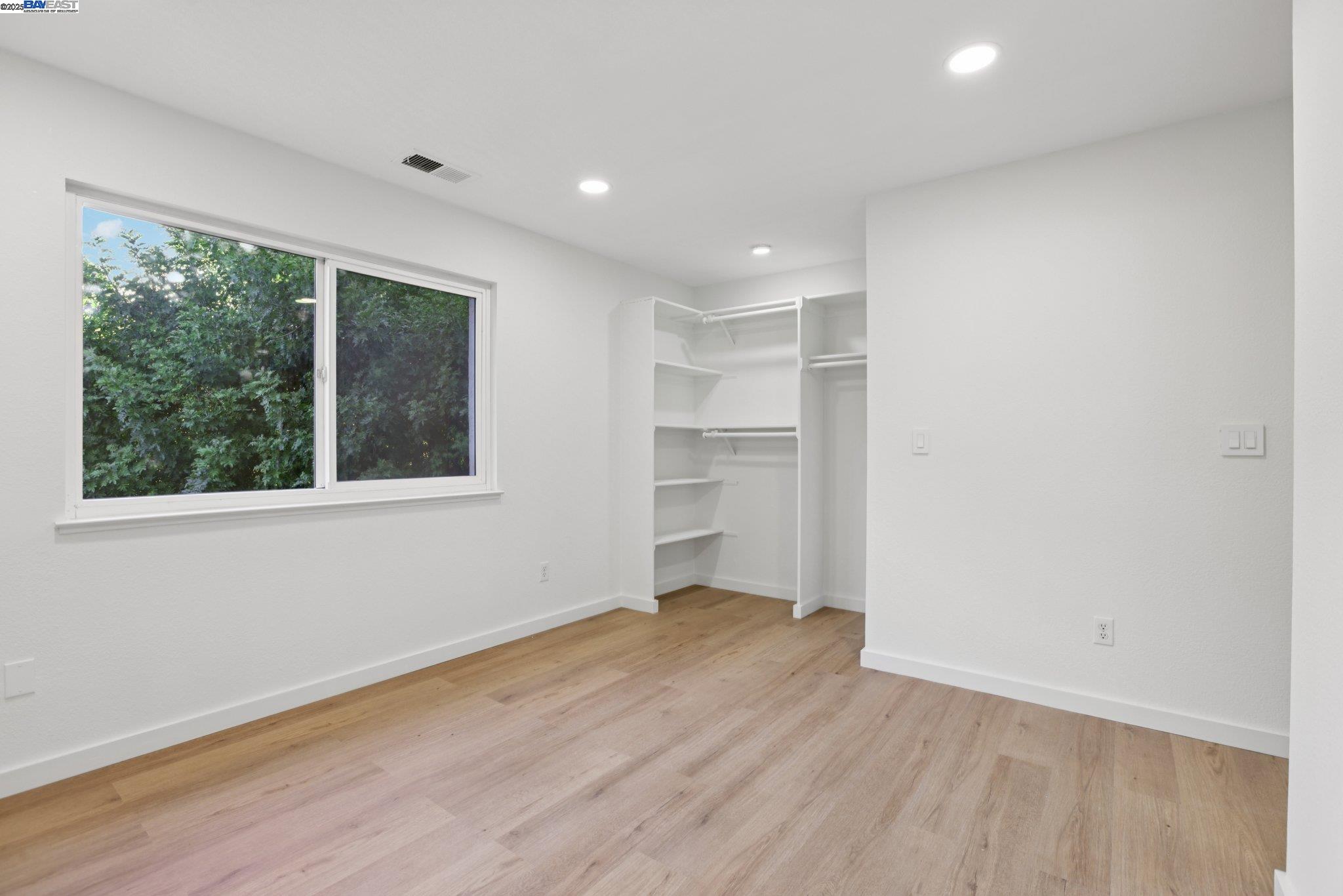 Photo #32: 41107662 Listing: Photo #32