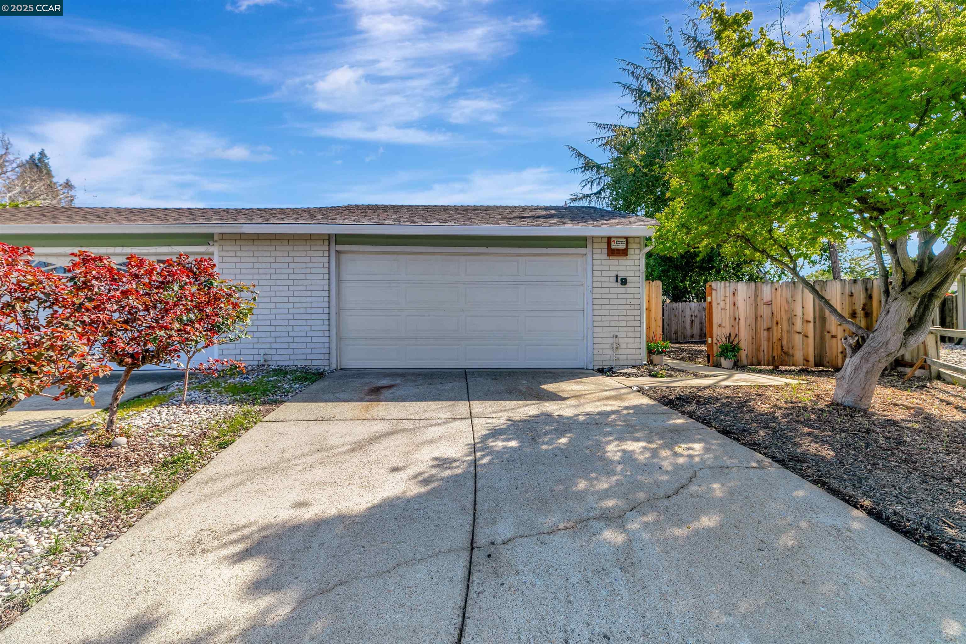 Detail Gallery Image 3 of 46 For 19 Marques Pl, Danville,  CA 94526 - 2 Beds | 1/1 Baths