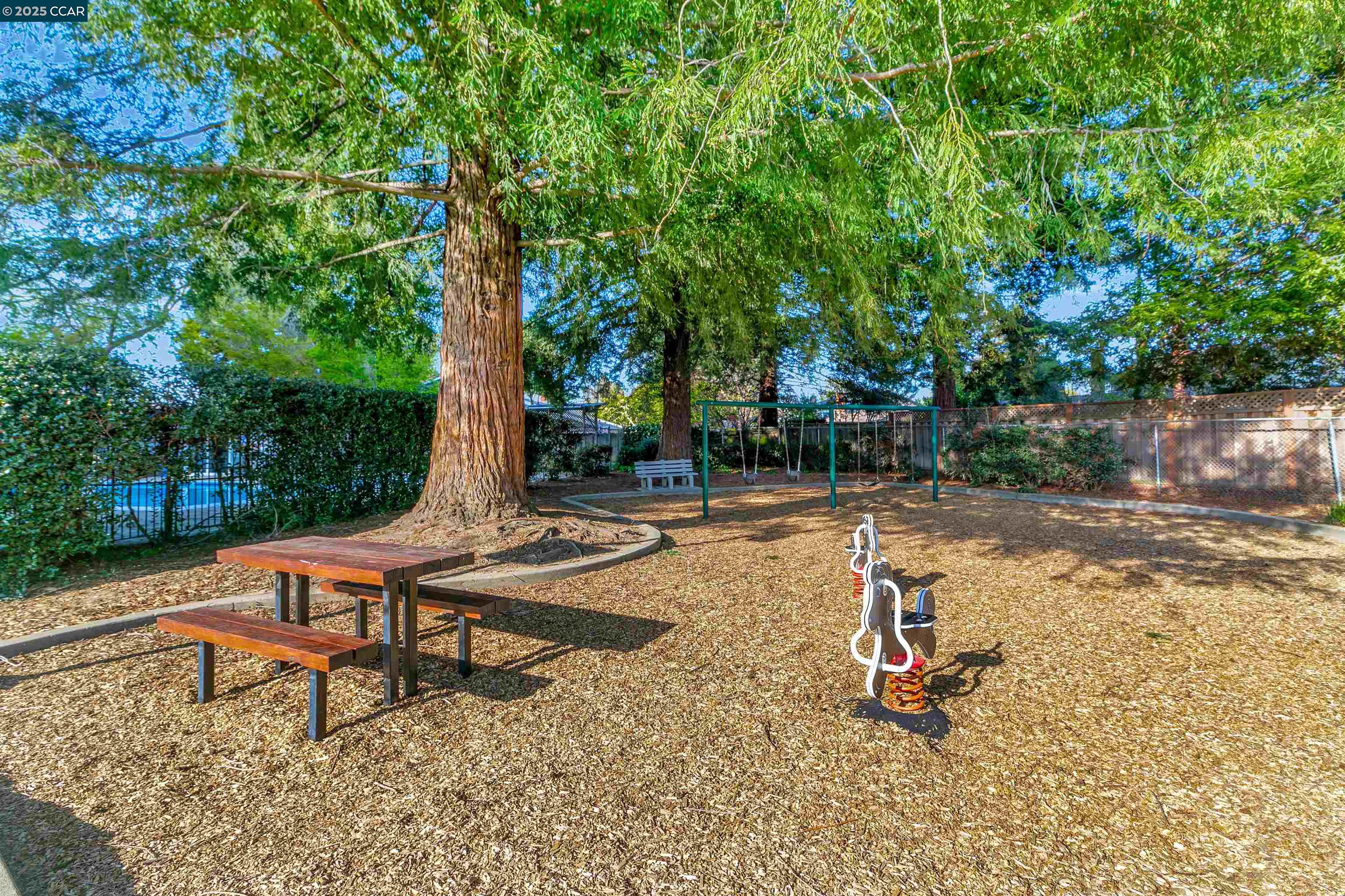 Detail Gallery Image 44 of 46 For 19 Marques Pl, Danville,  CA 94526 - 2 Beds | 1/1 Baths