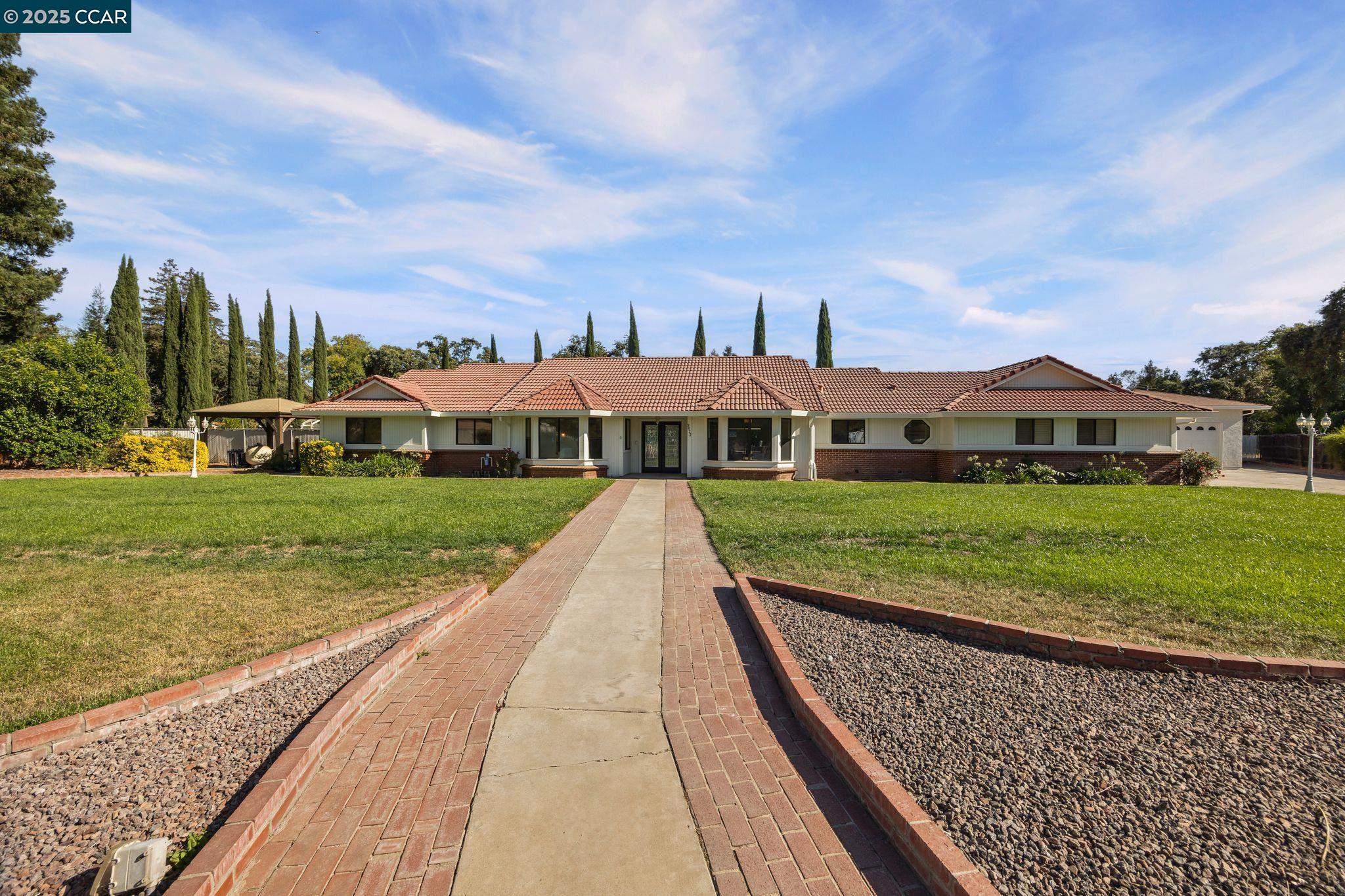 Detail Gallery Image 1 of 1 For 9822 Doyle Ct, Stockton,  CA 95212 - 3 Beds | 2/1 Baths