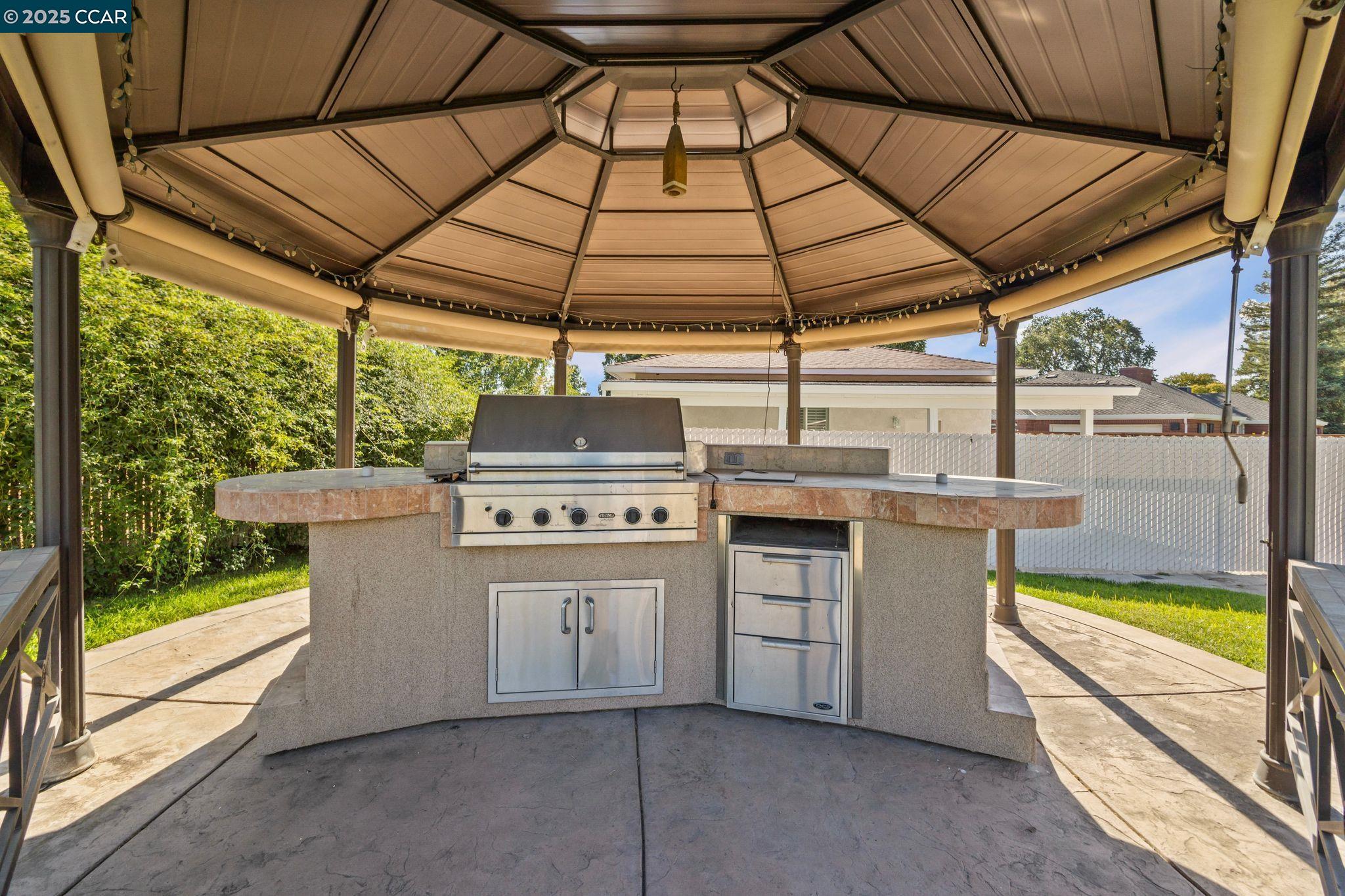 Detail Gallery Image 8 of 51 For 9822 Doyle Ct, Stockton,  CA 95212 - 3 Beds | 2/1 Baths