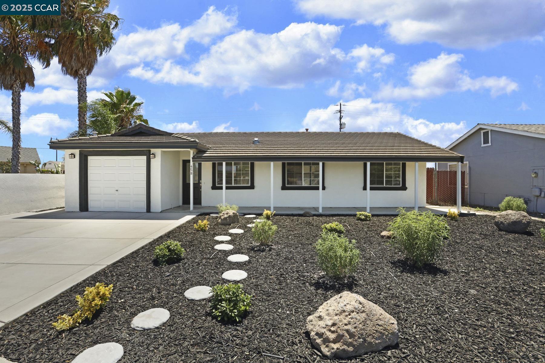 Detail Gallery Image 4 of 32 For 458 Aztec Ln, Lathrop,  CA 95330 - 3 Beds | 2 Baths