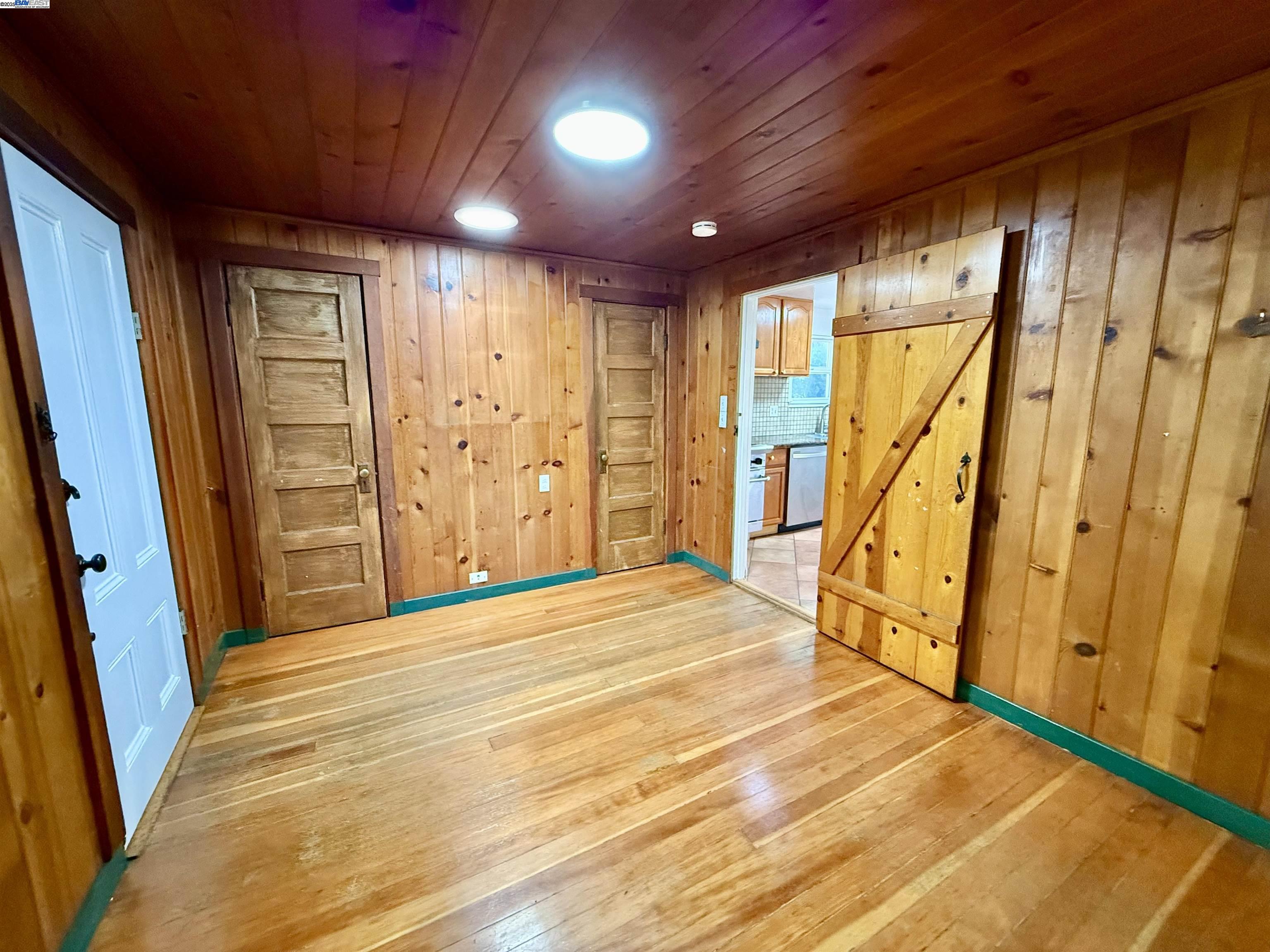 Detail Gallery Image 11 of 50 For 7308 Altura Pl, Oakland,  CA 94605 - 1 Beds | 1 Baths