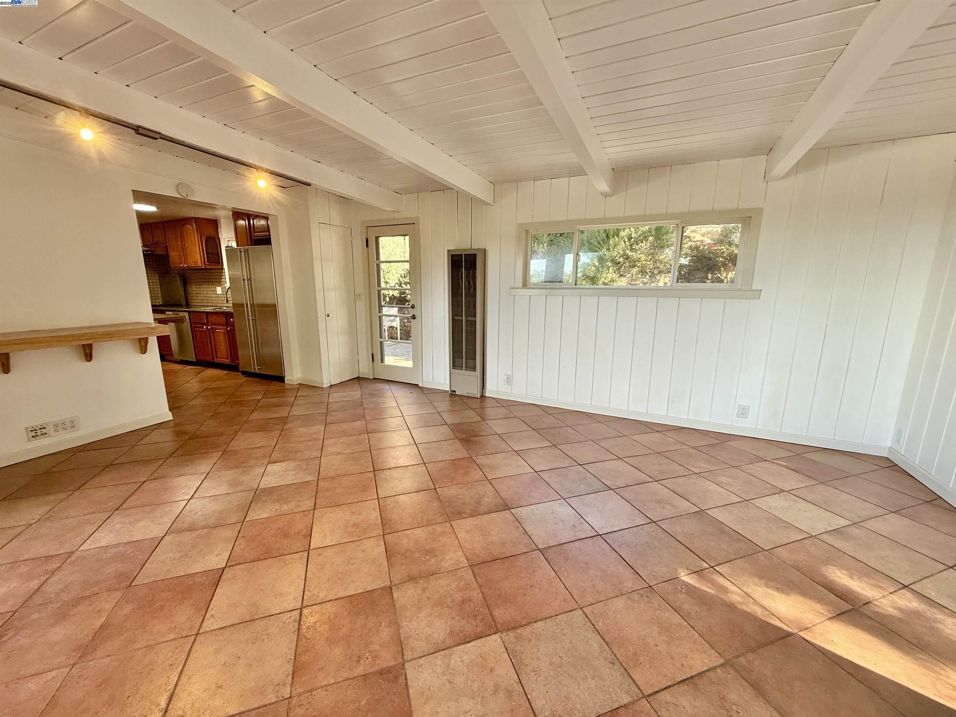 Detail Gallery Image 19 of 50 For 7308 Altura Pl, Oakland,  CA 94605 - 1 Beds | 1 Baths