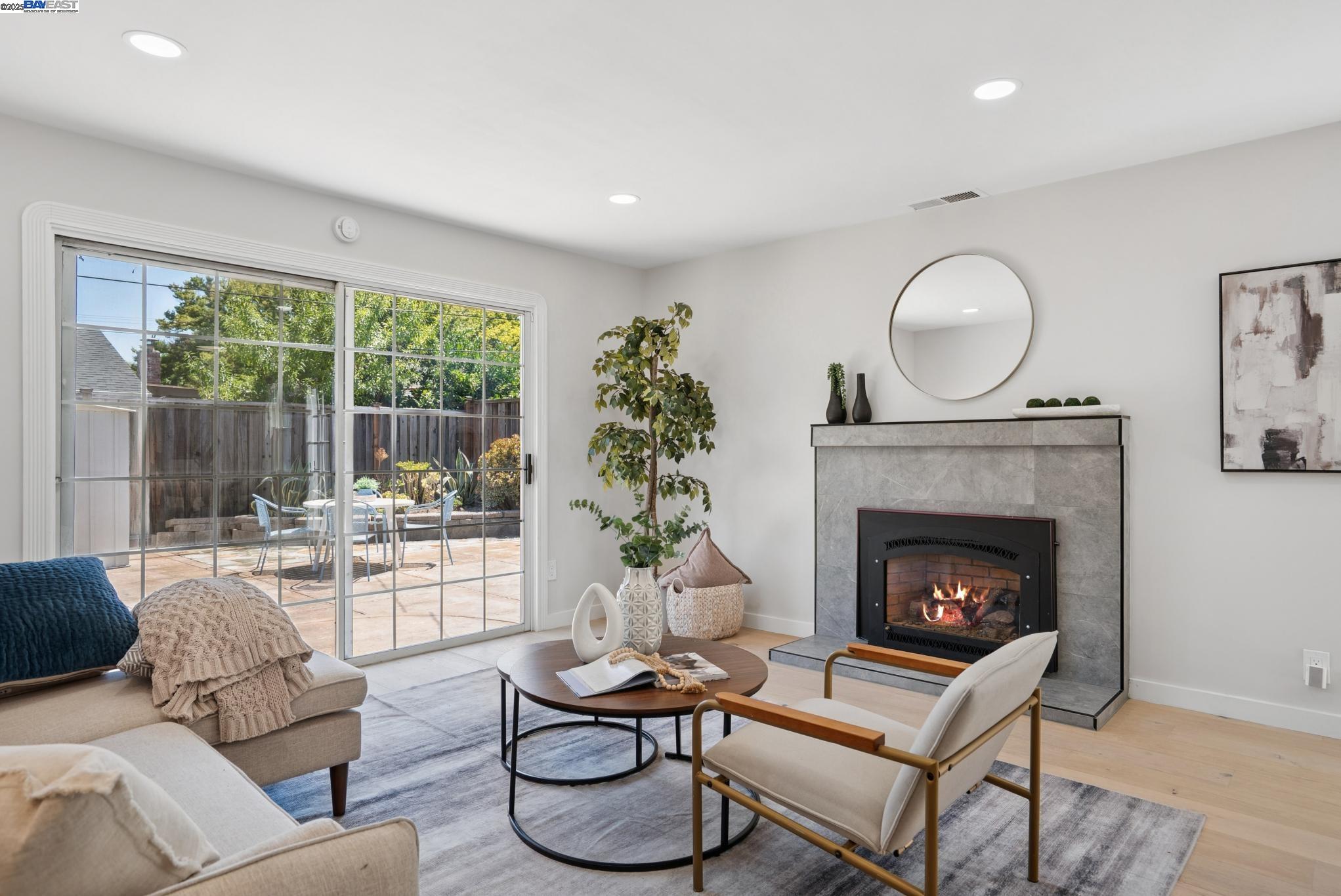 Detail Gallery Image 12 of 58 For 1568 Willowgate Dr, San Jose,  CA 95118 - 3 Beds | 2 Baths