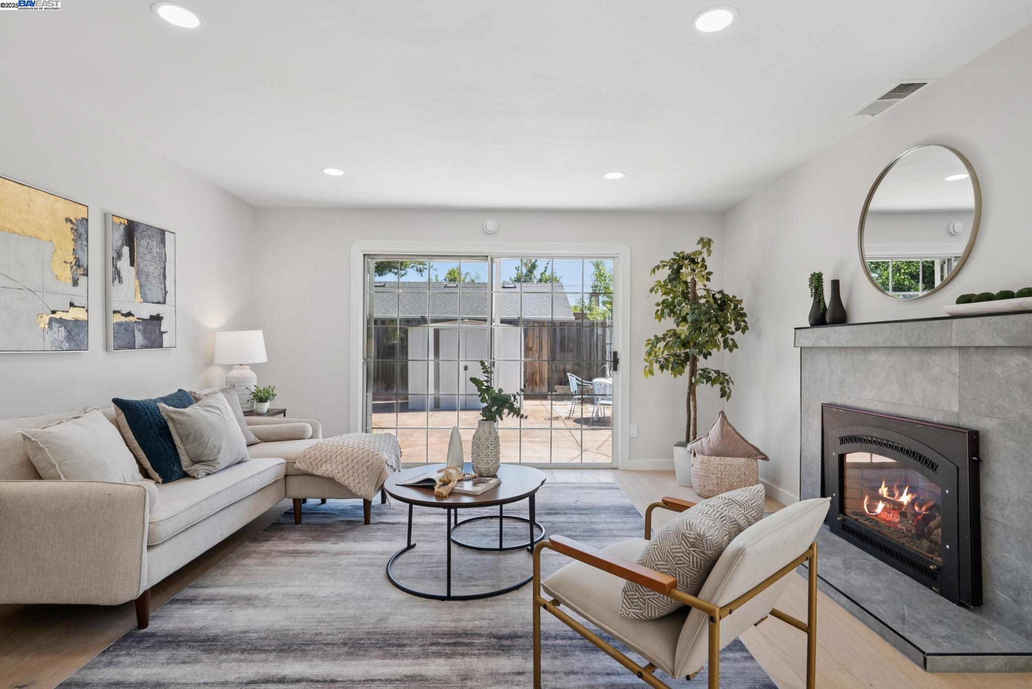 Detail Gallery Image 14 of 58 For 1568 Willowgate Dr, San Jose,  CA 95118 - 3 Beds | 2 Baths