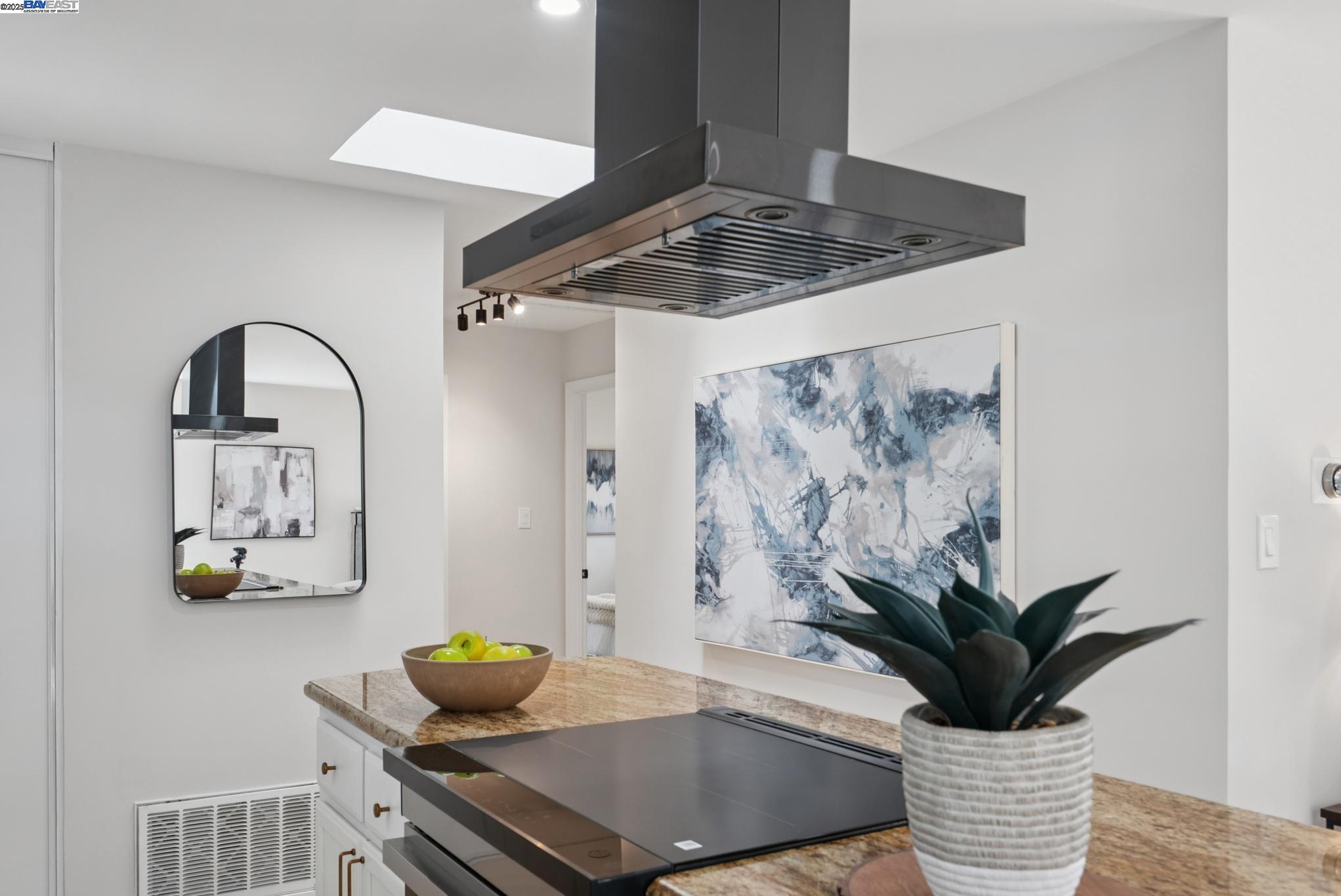 Detail Gallery Image 22 of 58 For 1568 Willowgate Dr, San Jose,  CA 95118 - 3 Beds | 2 Baths