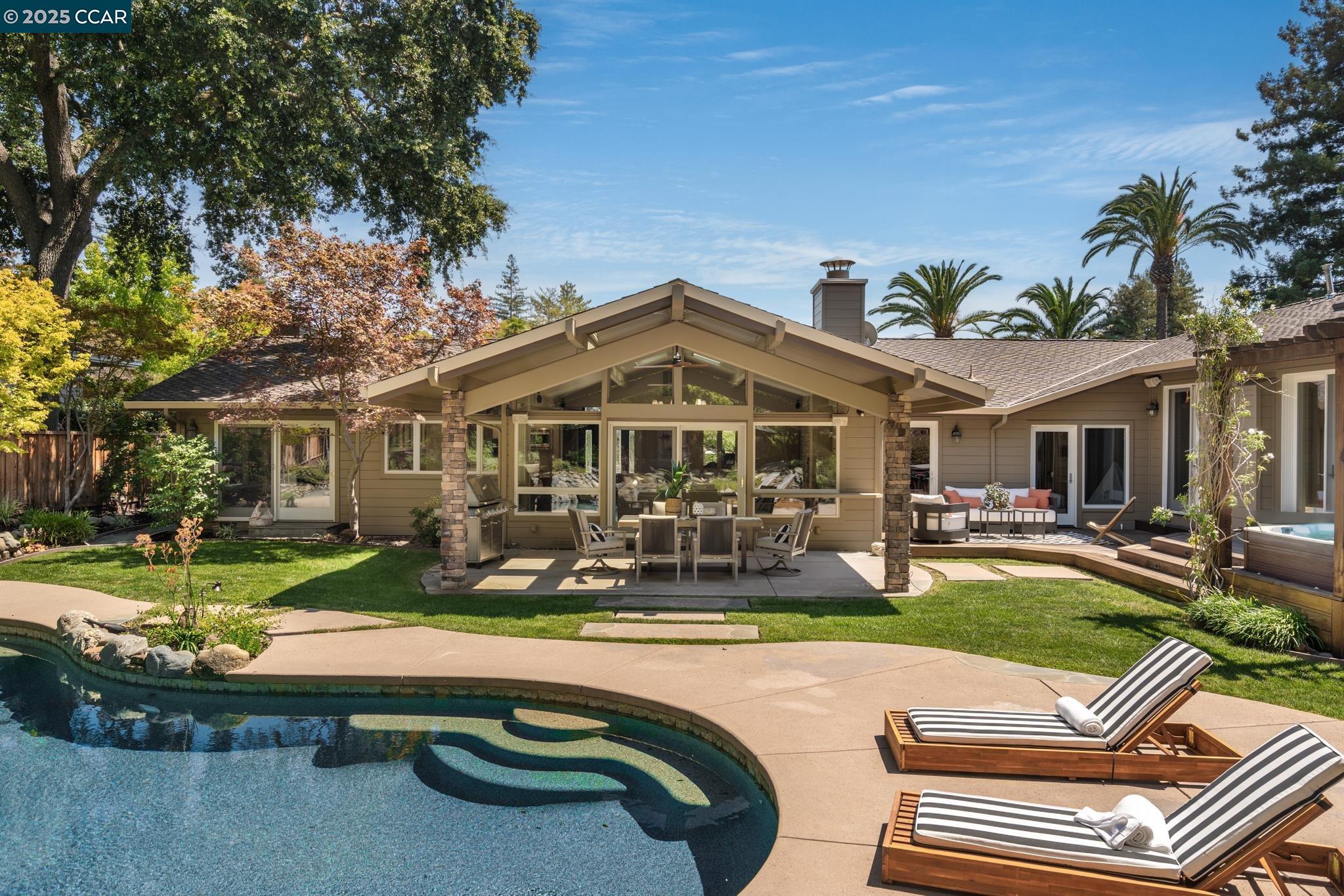 Detail Gallery Image 26 of 50 For 9 Saint Andrews Pl, Alamo,  CA 94507 - 4 Beds | 2 Baths