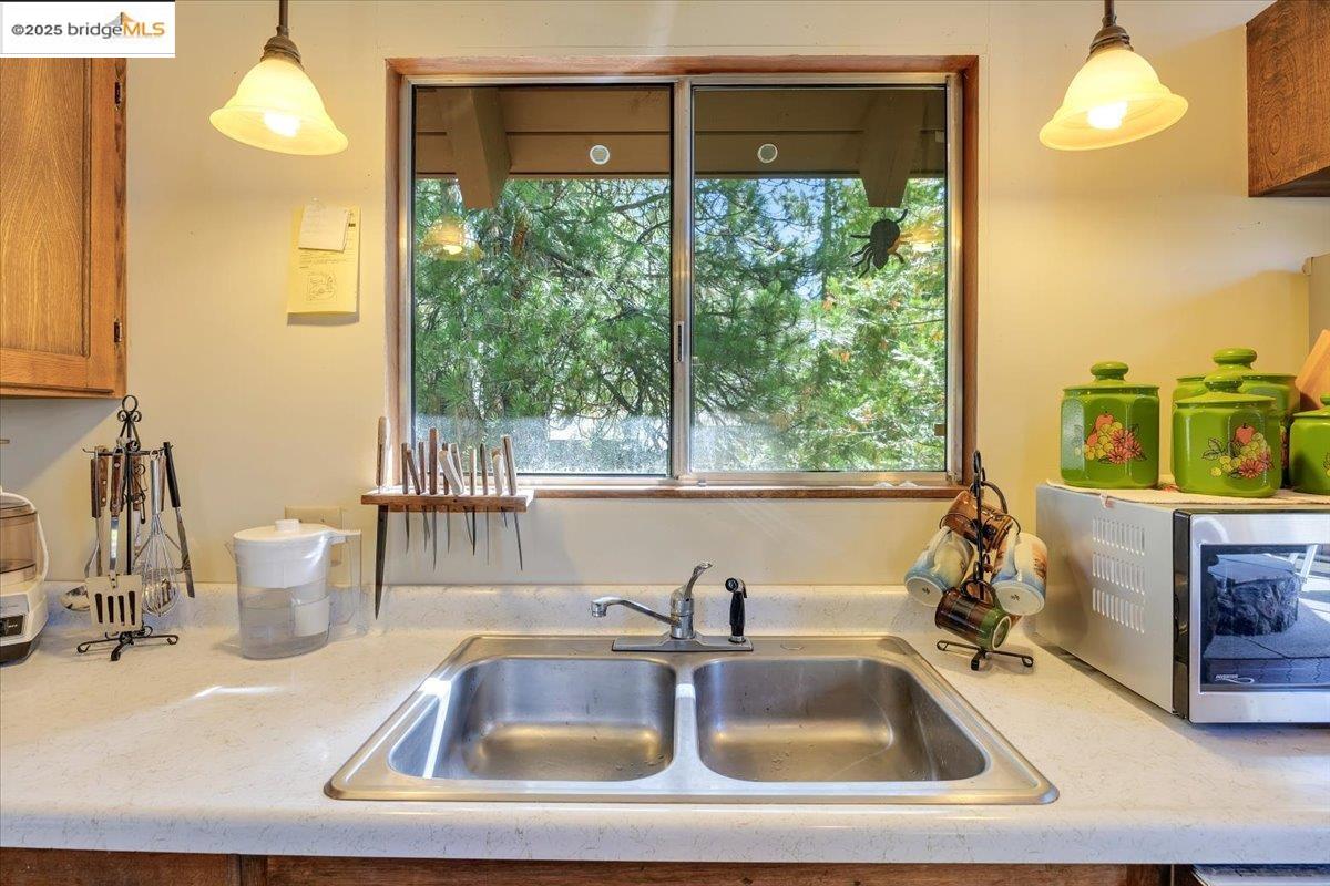 Detail Gallery Image 11 of 48 For 28511 Georges Dr, Strawberry,  CA 95364 - 3 Beds | 2 Baths