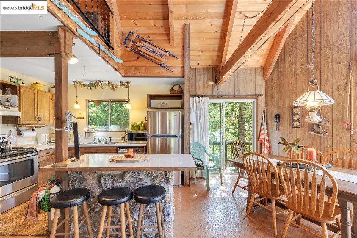 Detail Gallery Image 8 of 48 For 28511 Georges Dr, Strawberry,  CA 95364 - 3 Beds | 2 Baths