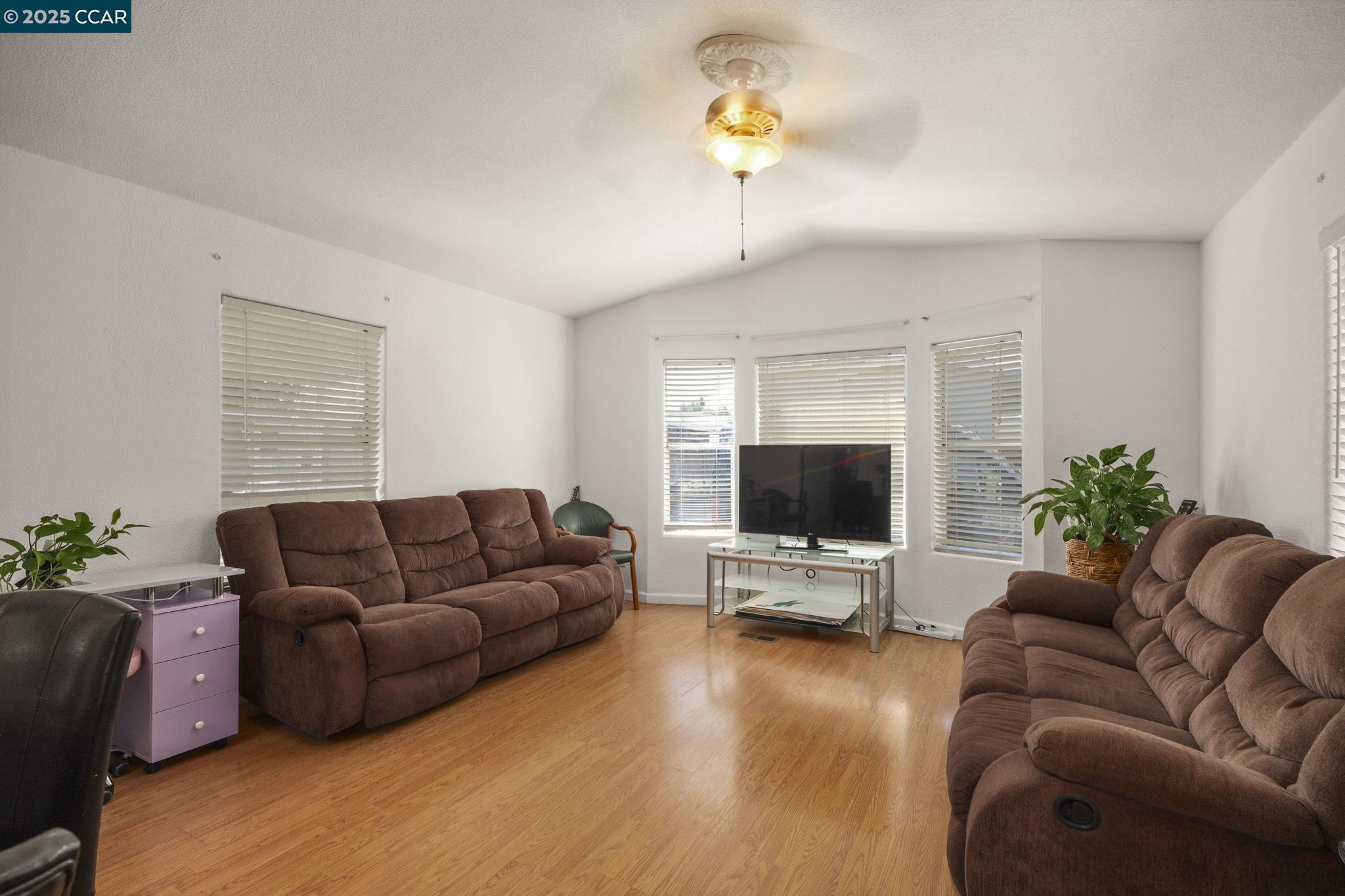 Detail Gallery Image 3 of 33 For 55 Pacifica Ave #96,  Bay Point,  CA 94565 - 2 Beds | 2 Baths