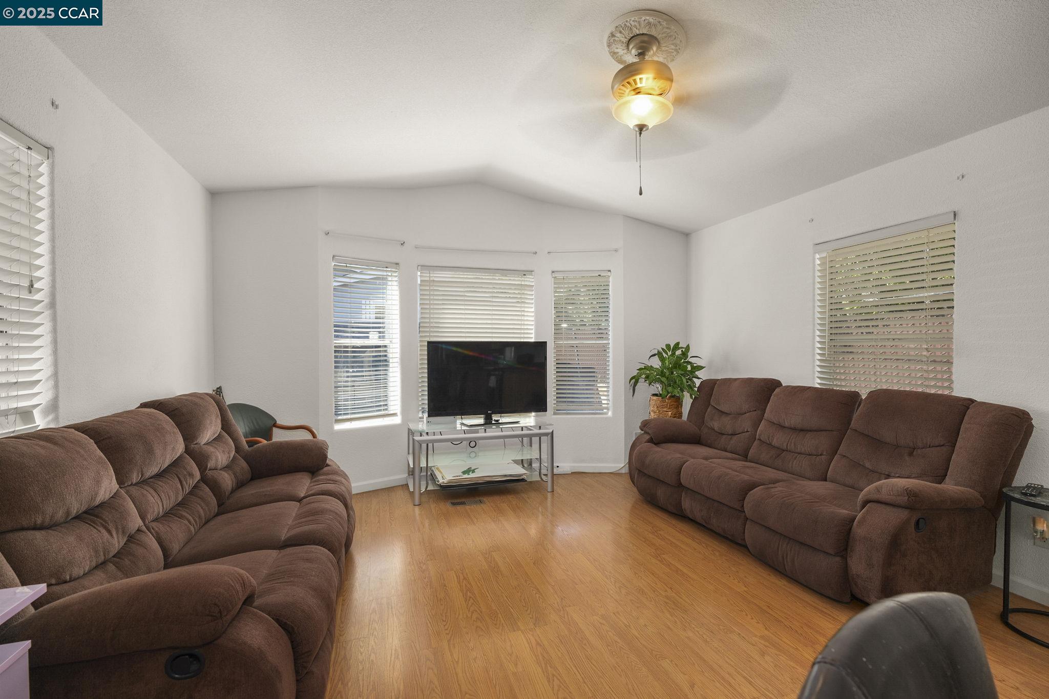 Detail Gallery Image 4 of 33 For 55 Pacifica Ave #96,  Bay Point,  CA 94565 - 2 Beds | 2 Baths