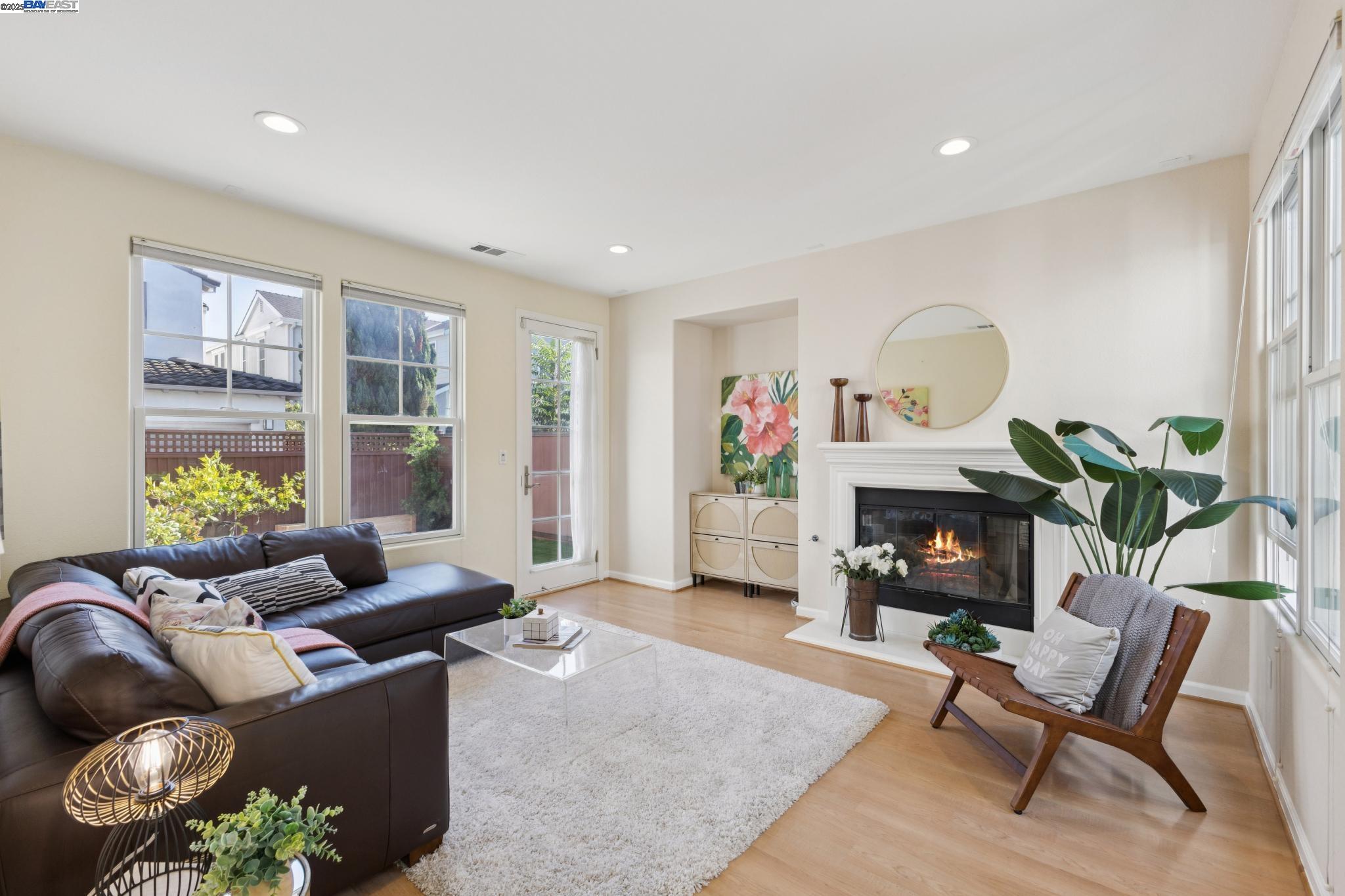 Detail Gallery Image 20 of 45 For 228 Ansel Ave, Alameda,  CA 94501 - 3 Beds | 2/1 Baths