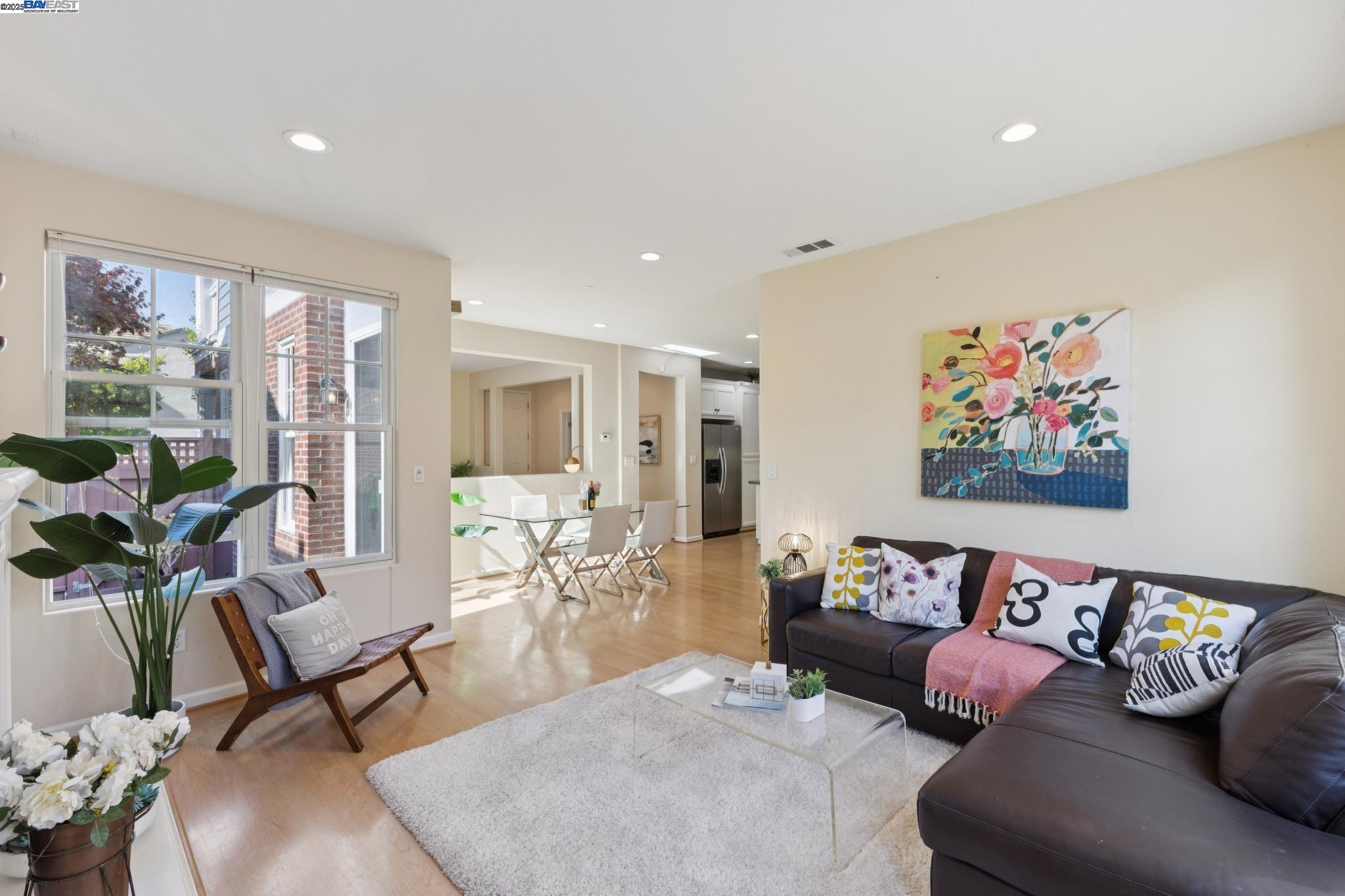 Detail Gallery Image 22 of 45 For 228 Ansel Ave, Alameda,  CA 94501 - 3 Beds | 2/1 Baths