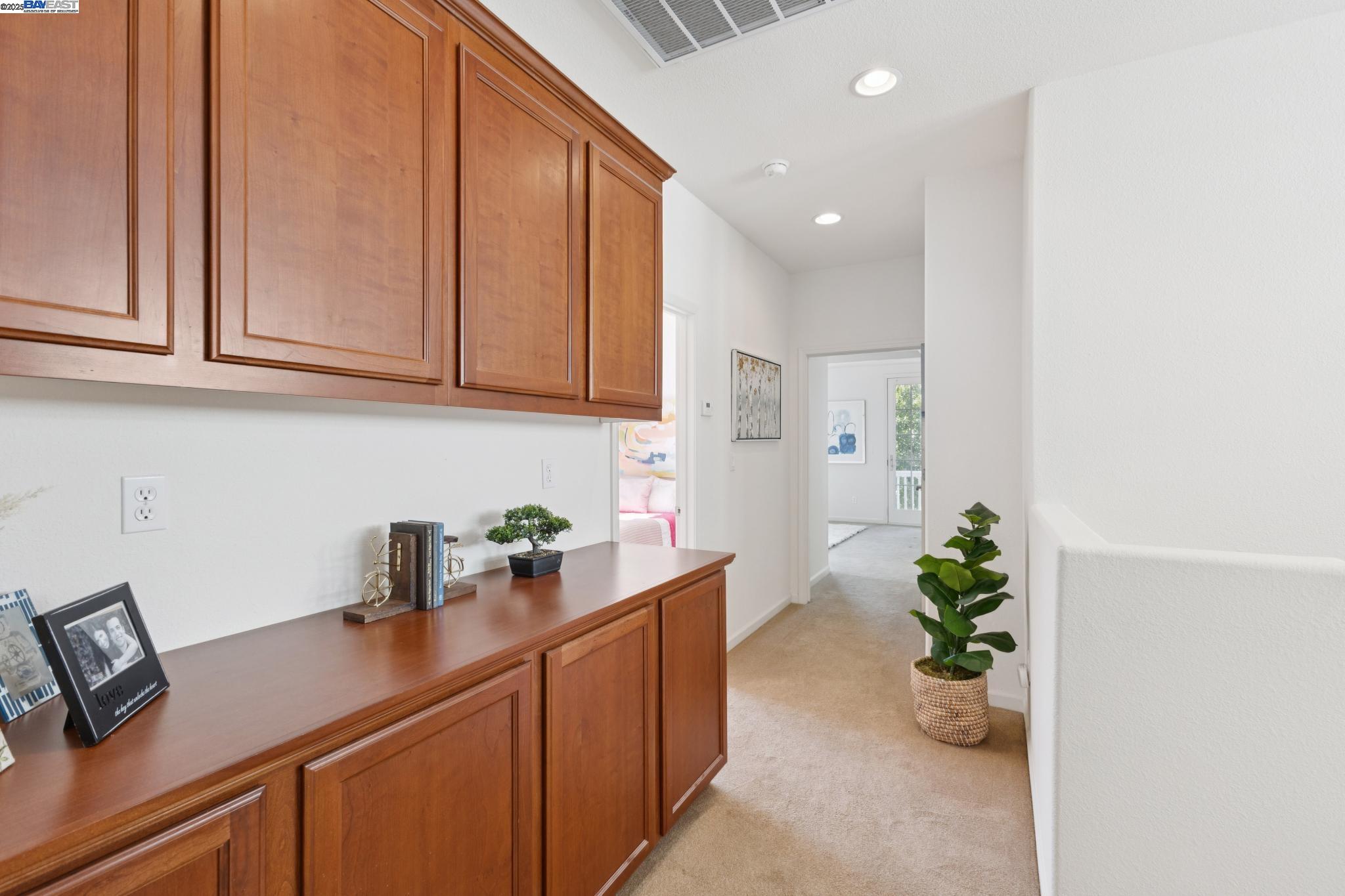 Detail Gallery Image 36 of 45 For 228 Ansel Ave, Alameda,  CA 94501 - 3 Beds | 2/1 Baths