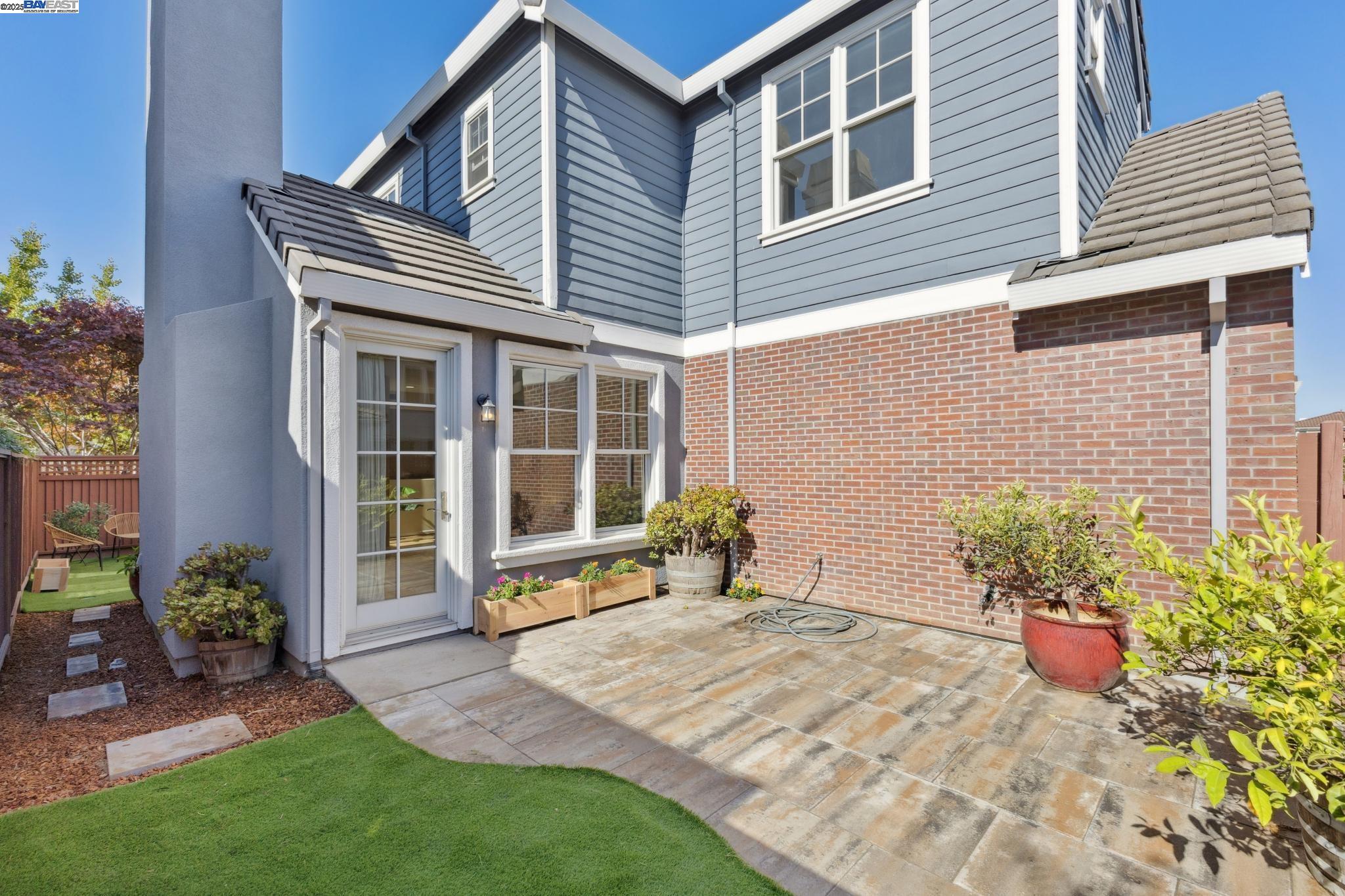 Detail Gallery Image 42 of 45 For 228 Ansel Ave, Alameda,  CA 94501 - 3 Beds | 2/1 Baths