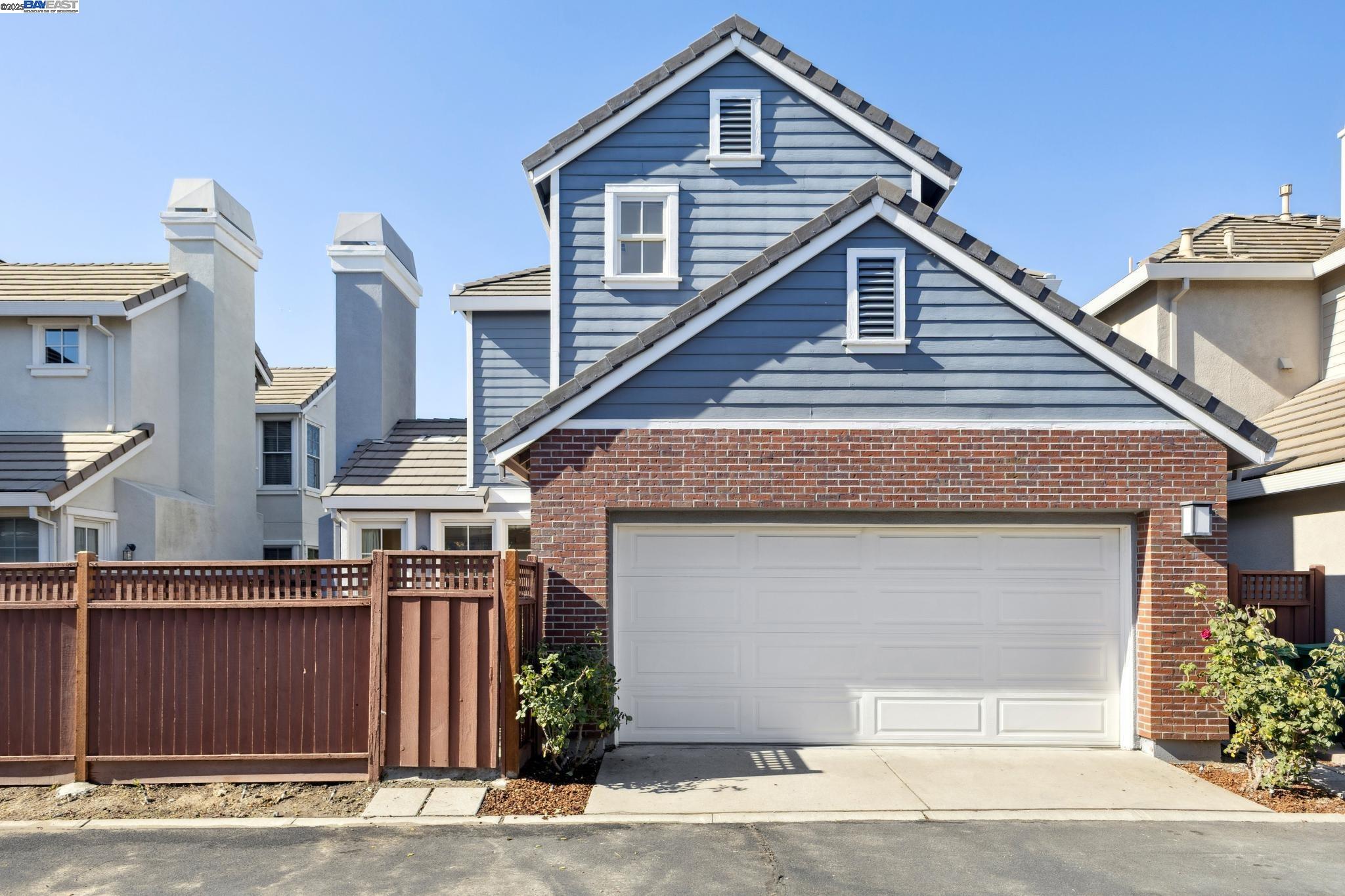 Detail Gallery Image 43 of 45 For 228 Ansel Ave, Alameda,  CA 94501 - 3 Beds | 2/1 Baths