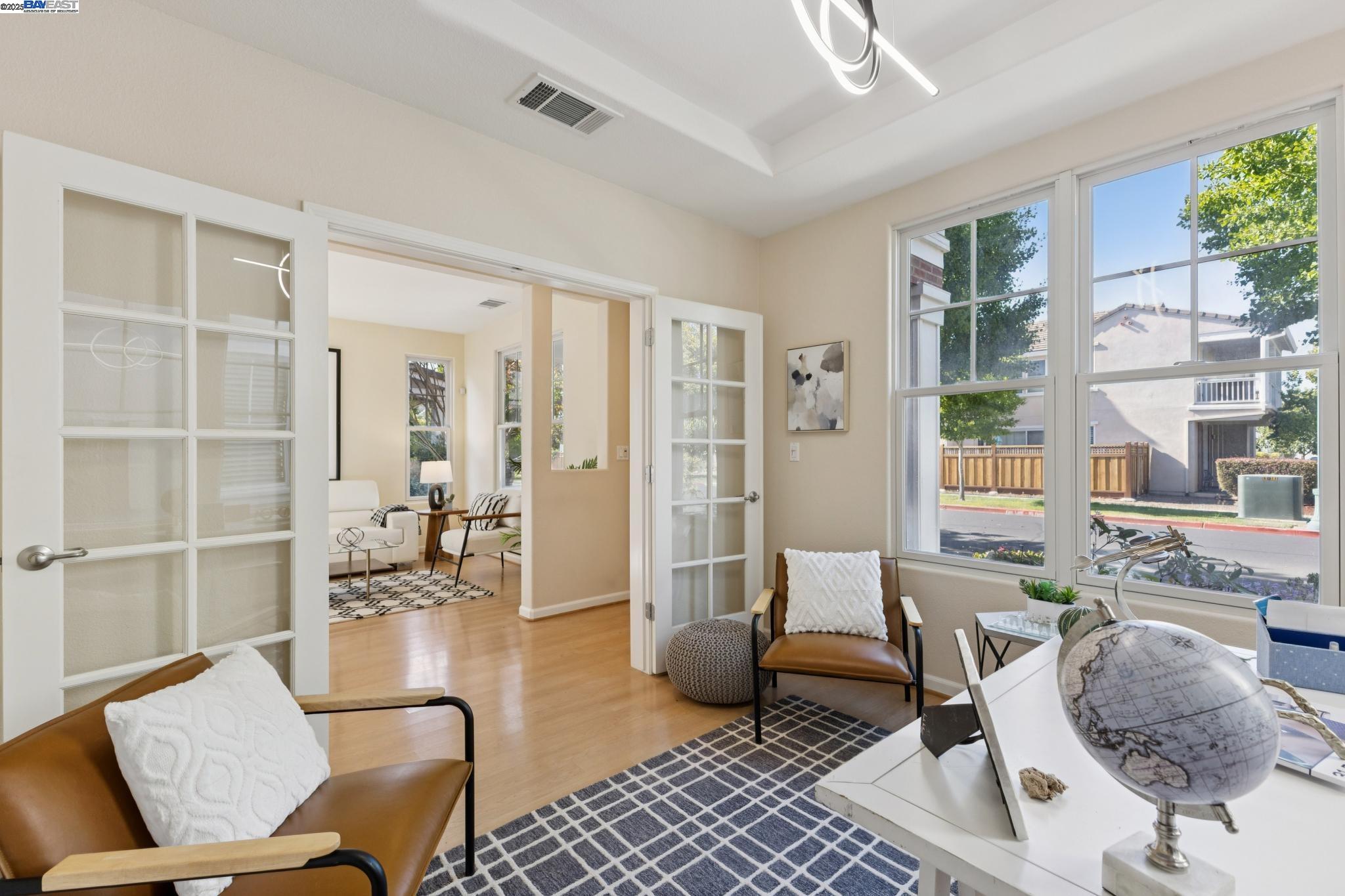 Detail Gallery Image 8 of 45 For 228 Ansel Ave, Alameda,  CA 94501 - 3 Beds | 2/1 Baths