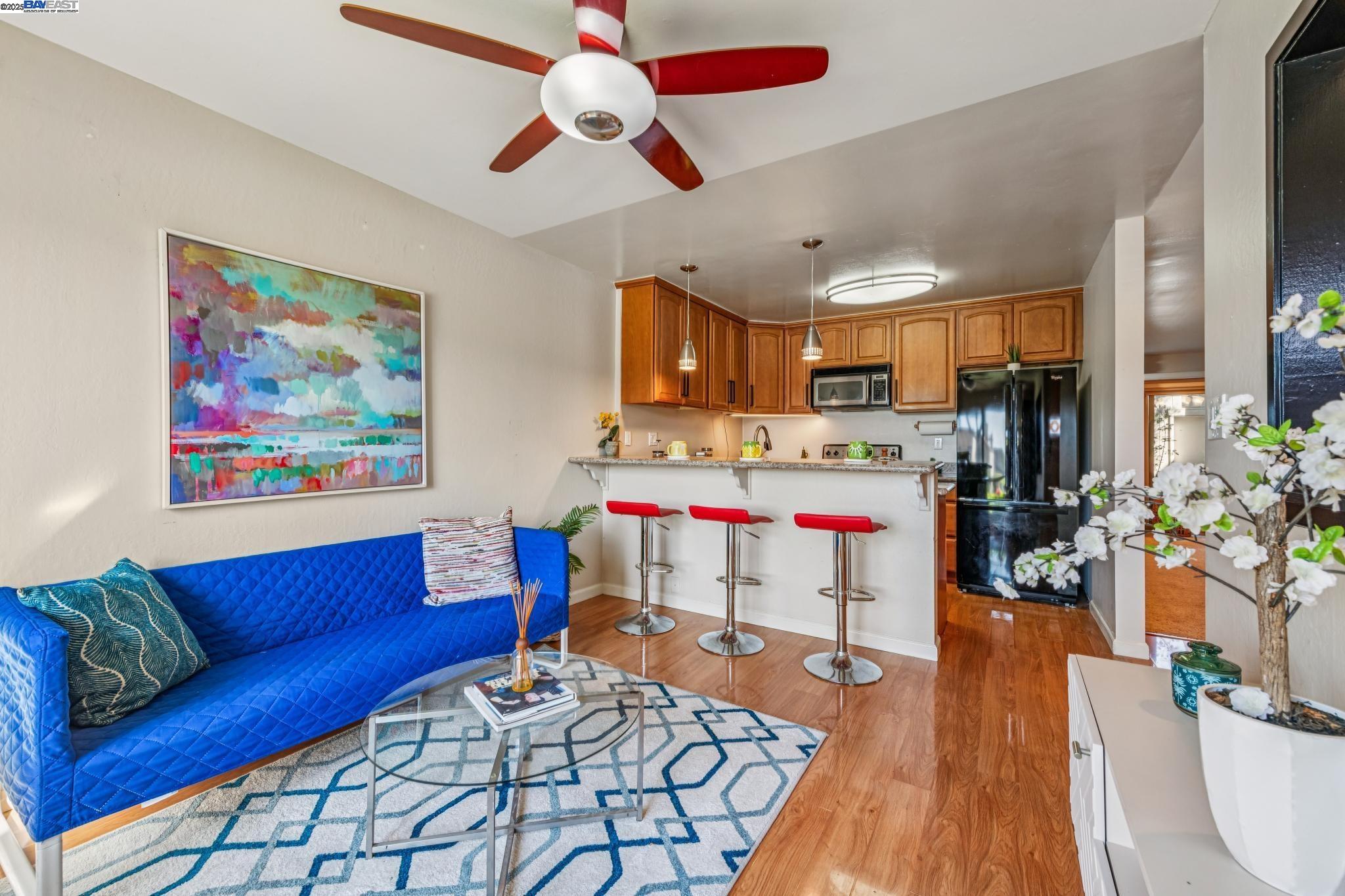 Photo #10: 41107683 Listing: Photo #10