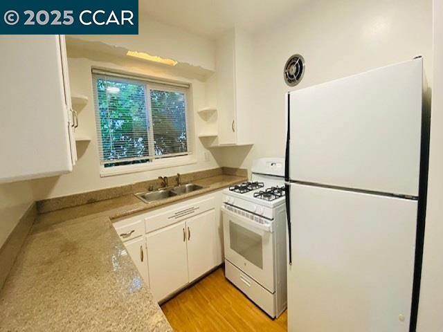 Detail Gallery Image 9 of 19 For 3523 Golden Gate Way #2,  Lafayette,  CA 94549 - 1 Beds | 1 Baths