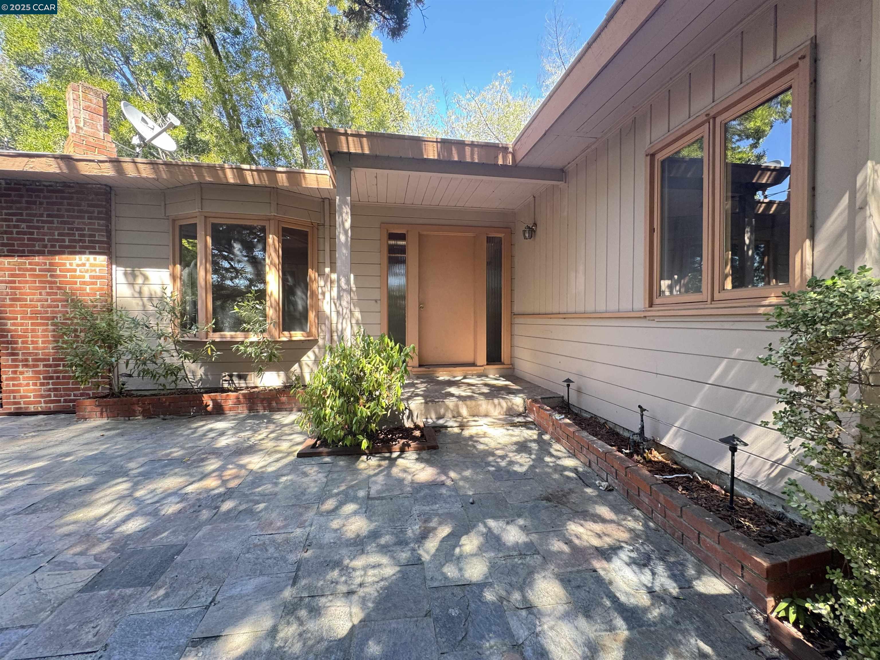Detail Gallery Image 6 of 30 For 919 Janet Ln, Lafayette,  CA 94549 - 3 Beds | 2 Baths