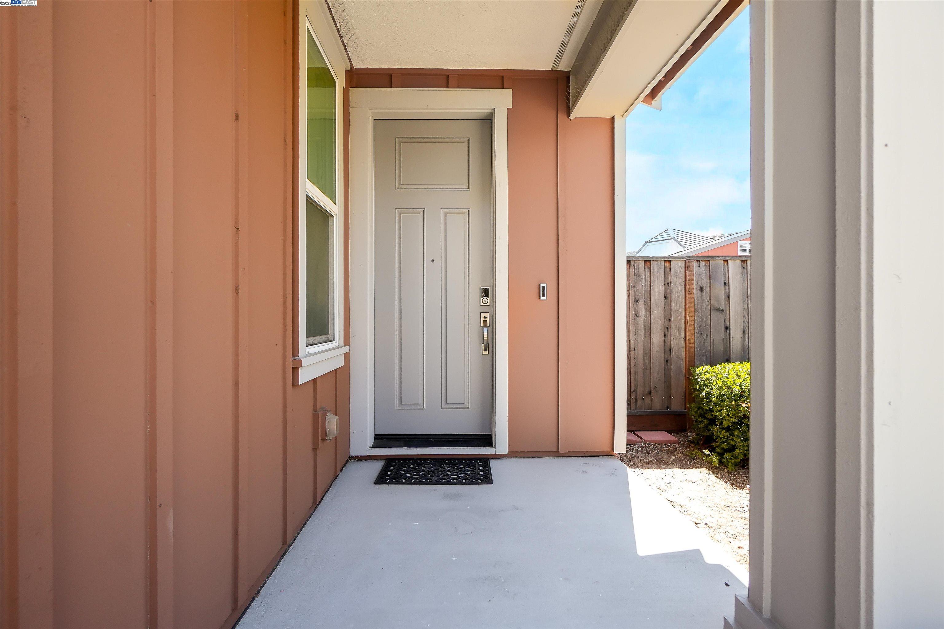 Detail Gallery Image 3 of 59 For 550 Gather Ct, Fairfield,  CA 94534 - 4 Beds | 3 Baths