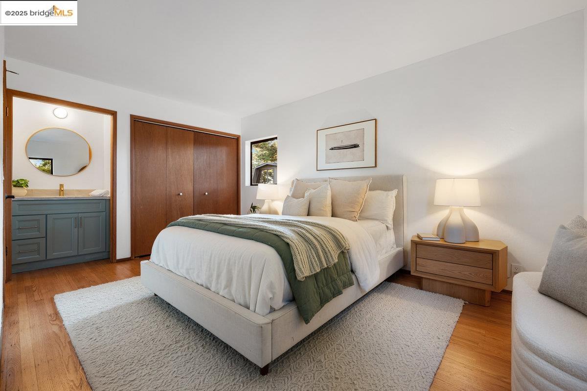 Detail Gallery Image 40 of 60 For 2112 Manzanita Dr, Oakland,  CA 94611 - 3 Beds | 2 Baths
