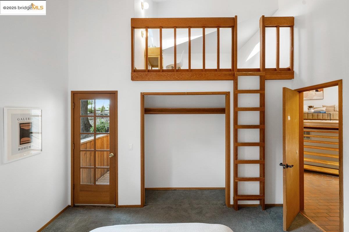 Detail Gallery Image 46 of 60 For 2112 Manzanita Dr, Oakland,  CA 94611 - 3 Beds | 2 Baths