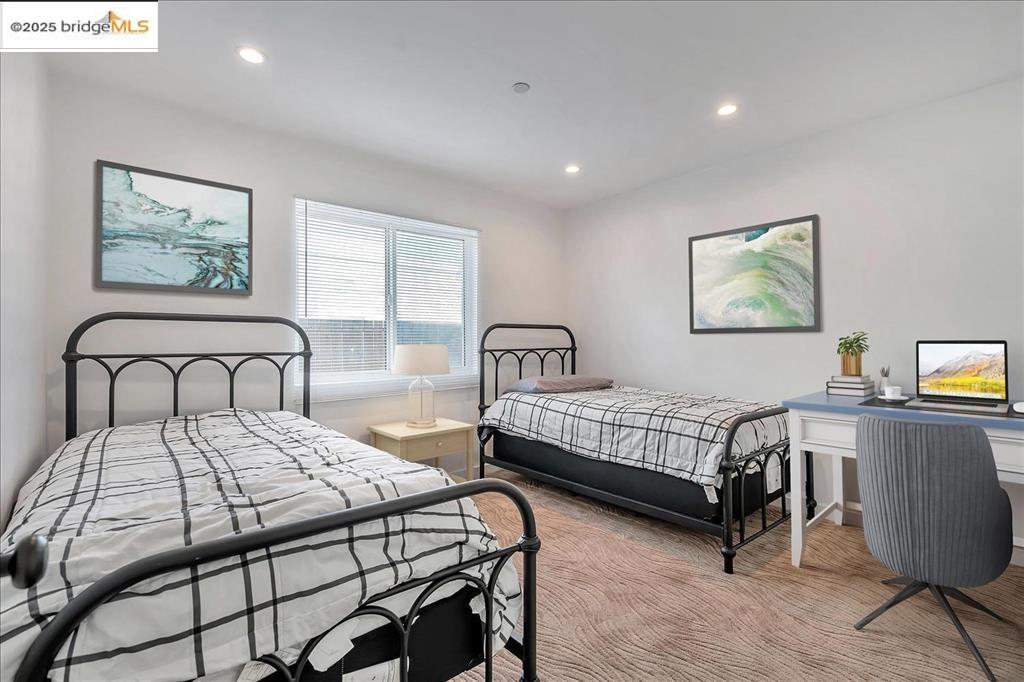 Detail Gallery Image 13 of 34 For 1642 Dune Point Ct, Discovery Bay,  CA 94505 - 6 Beds | 4/1 Baths
