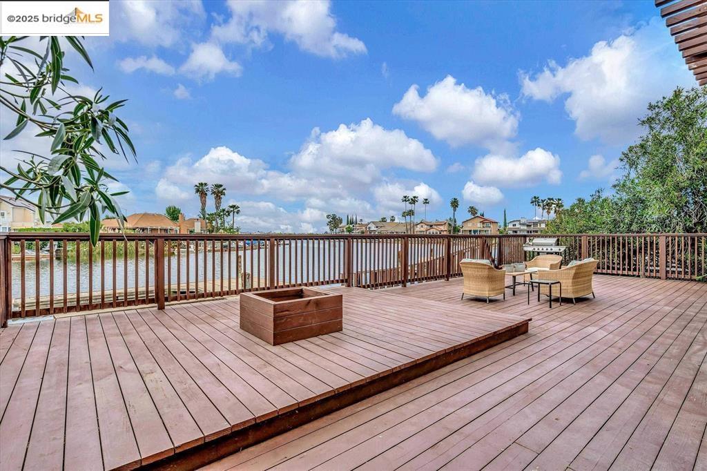 Detail Gallery Image 28 of 34 For 1642 Dune Point Ct, Discovery Bay,  CA 94505 - 6 Beds | 4/1 Baths
