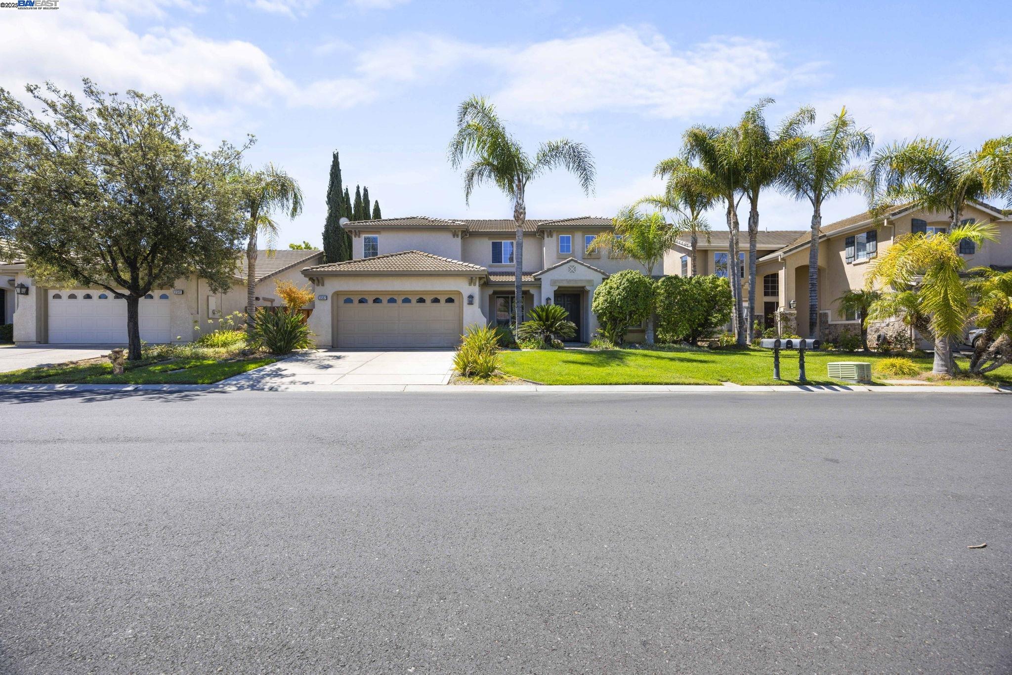 Detail Gallery Image 1 of 59 For 3507 Keystone Loop, Discovery Bay,  CA 94505 - 4 Beds | 2/1 Baths