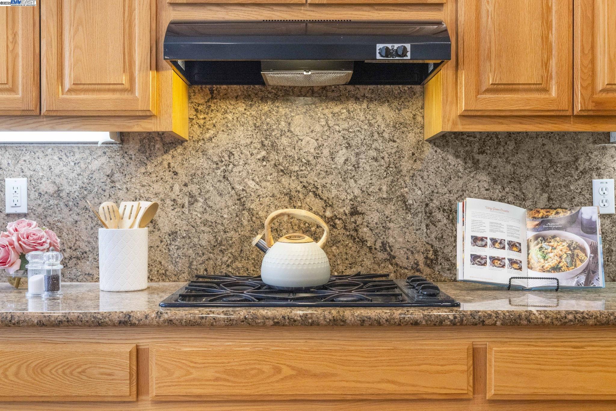 Detail Gallery Image 18 of 59 For 3507 Keystone Loop, Discovery Bay,  CA 94505 - 4 Beds | 2/1 Baths