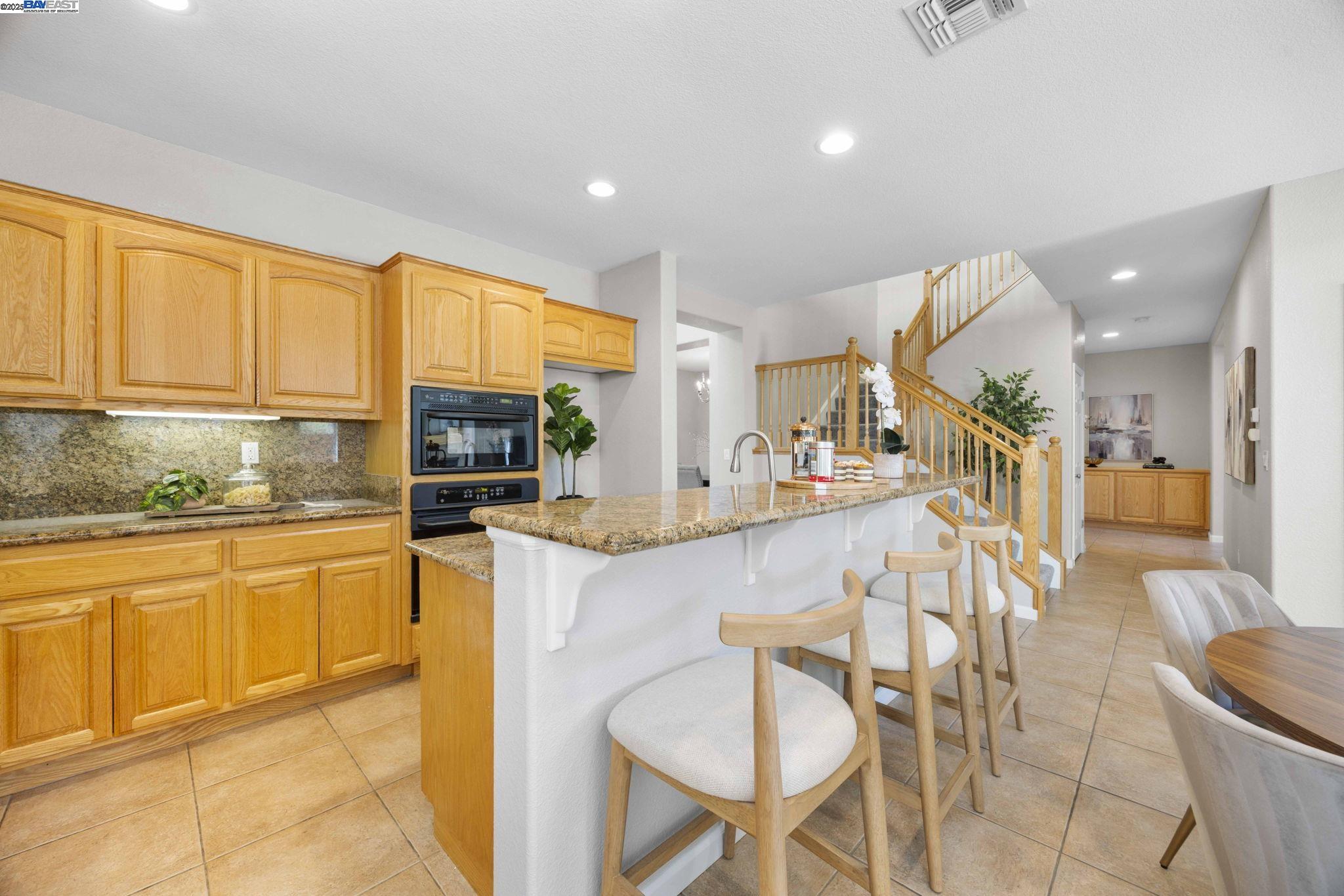 Detail Gallery Image 19 of 59 For 3507 Keystone Loop, Discovery Bay,  CA 94505 - 4 Beds | 2/1 Baths