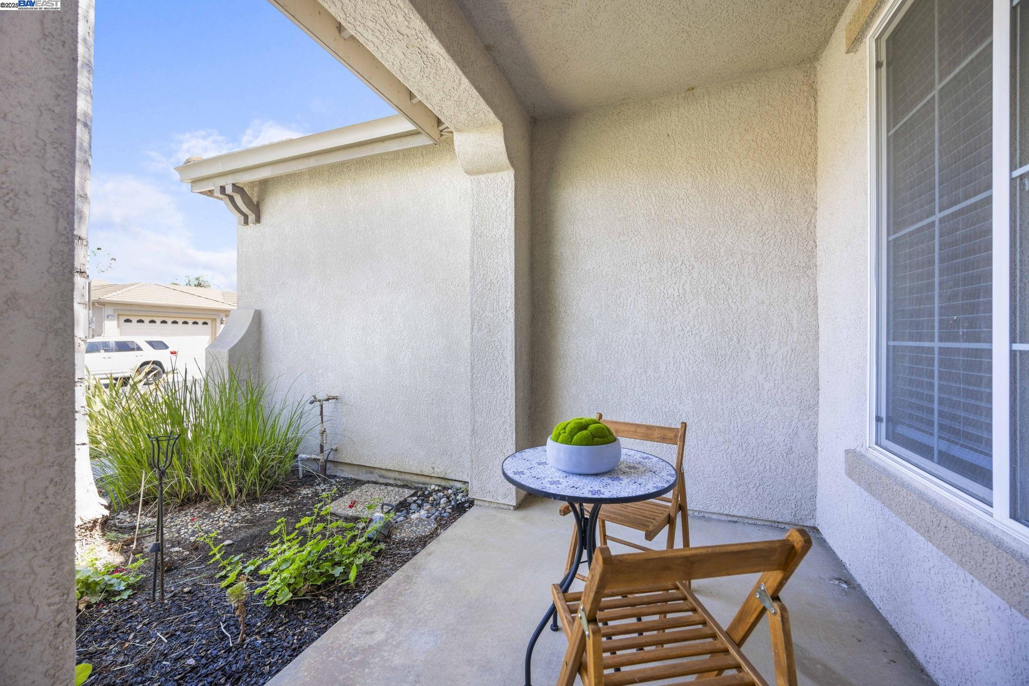 Detail Gallery Image 7 of 59 For 3507 Keystone Loop, Discovery Bay,  CA 94505 - 4 Beds | 2/1 Baths