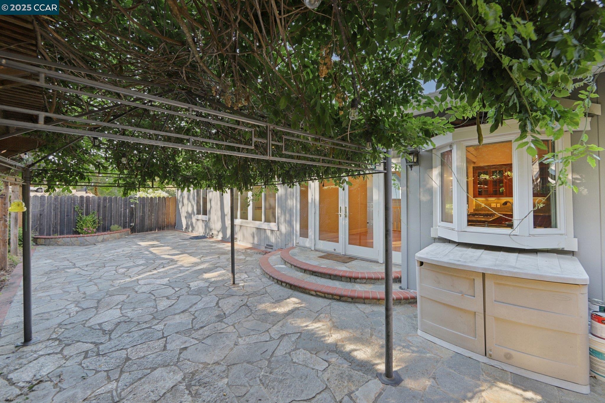 Detail Gallery Image 35 of 52 For 20 Broadmoor St, Moraga,  CA 94556 - 2 Beds | 2 Baths