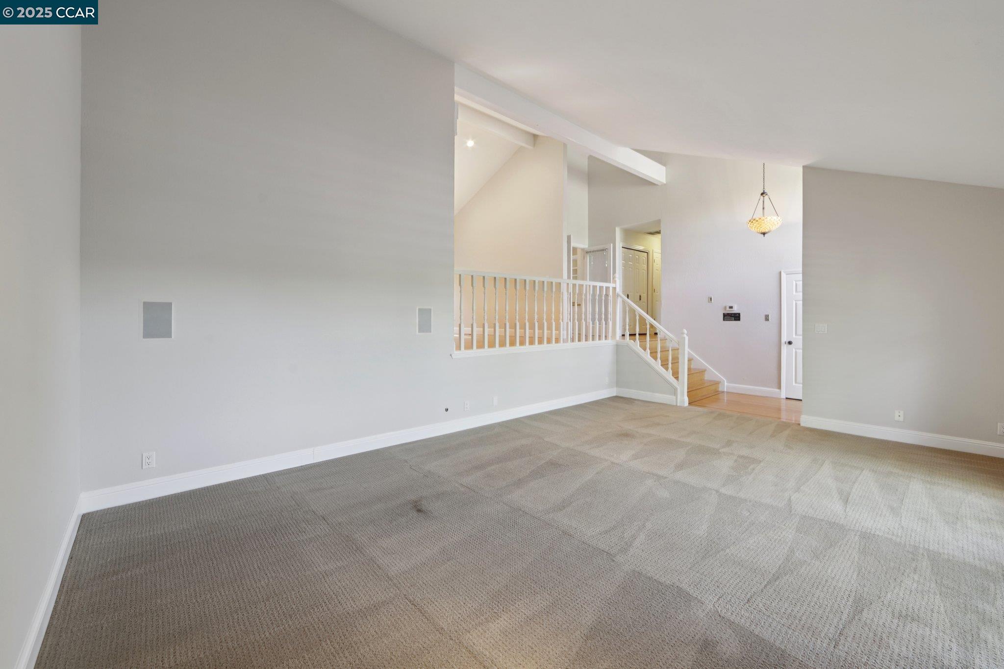 Detail Gallery Image 7 of 52 For 20 Broadmoor St, Moraga,  CA 94556 - 2 Beds | 2 Baths