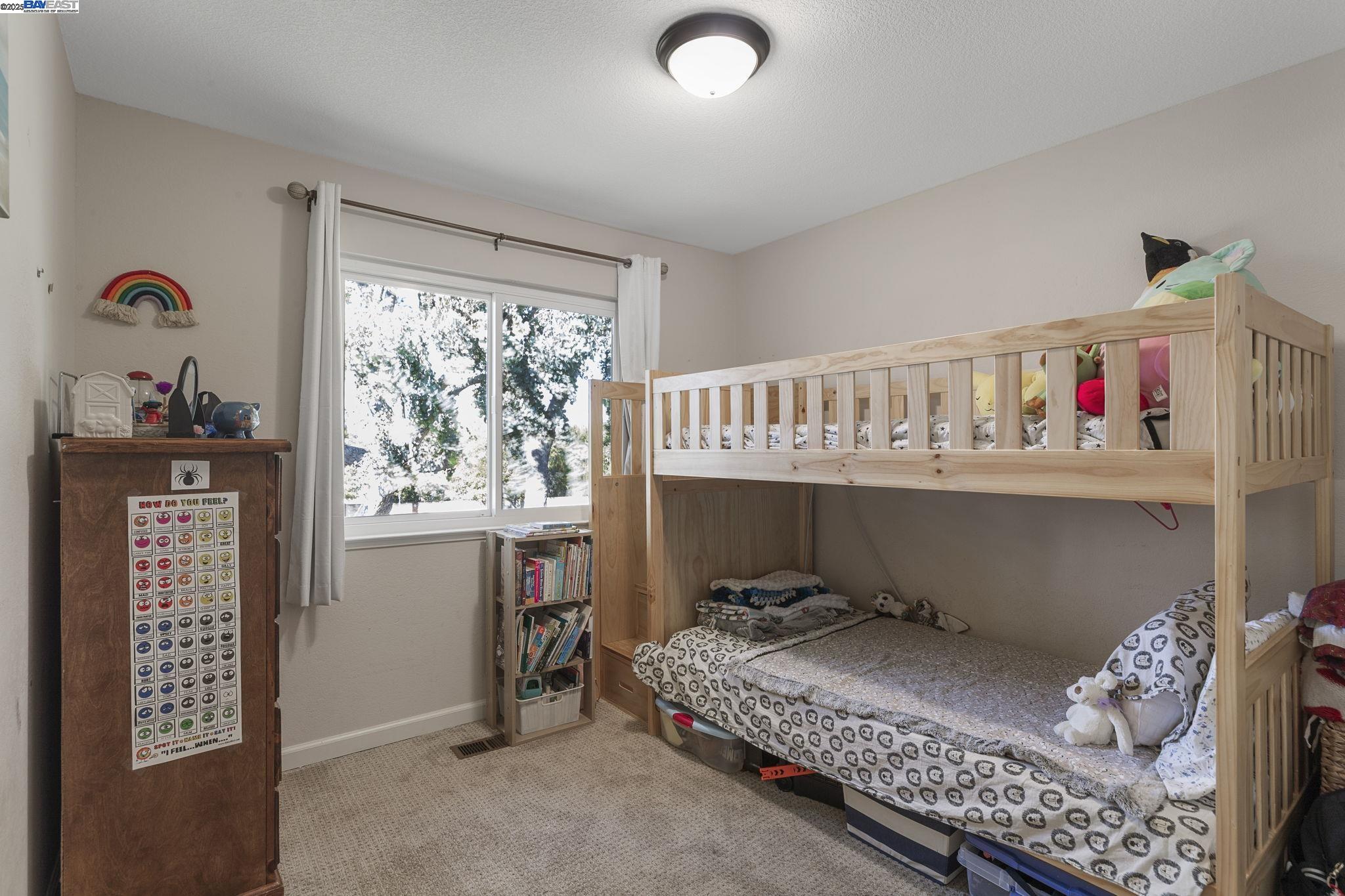 Detail Gallery Image 36 of 59 For 1479 Spring Valley Cmn, Livermore,  CA 94551 - 4 Beds | 2/1 Baths