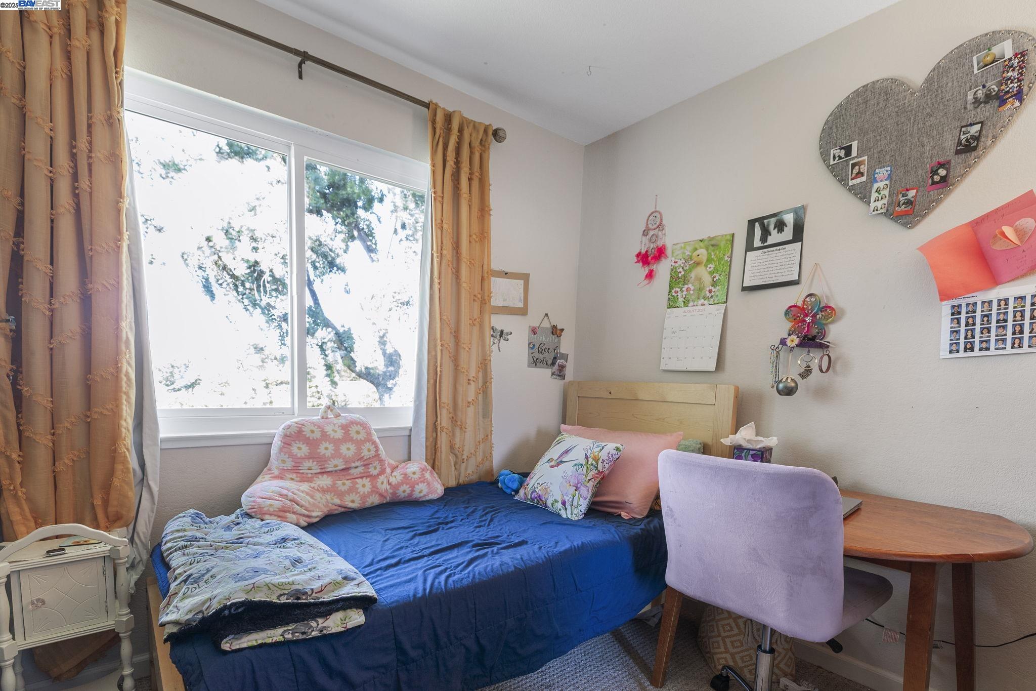 Detail Gallery Image 39 of 59 For 1479 Spring Valley Cmn, Livermore,  CA 94551 - 4 Beds | 2/1 Baths